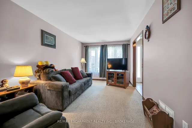 Additional property image - 43 Everest St