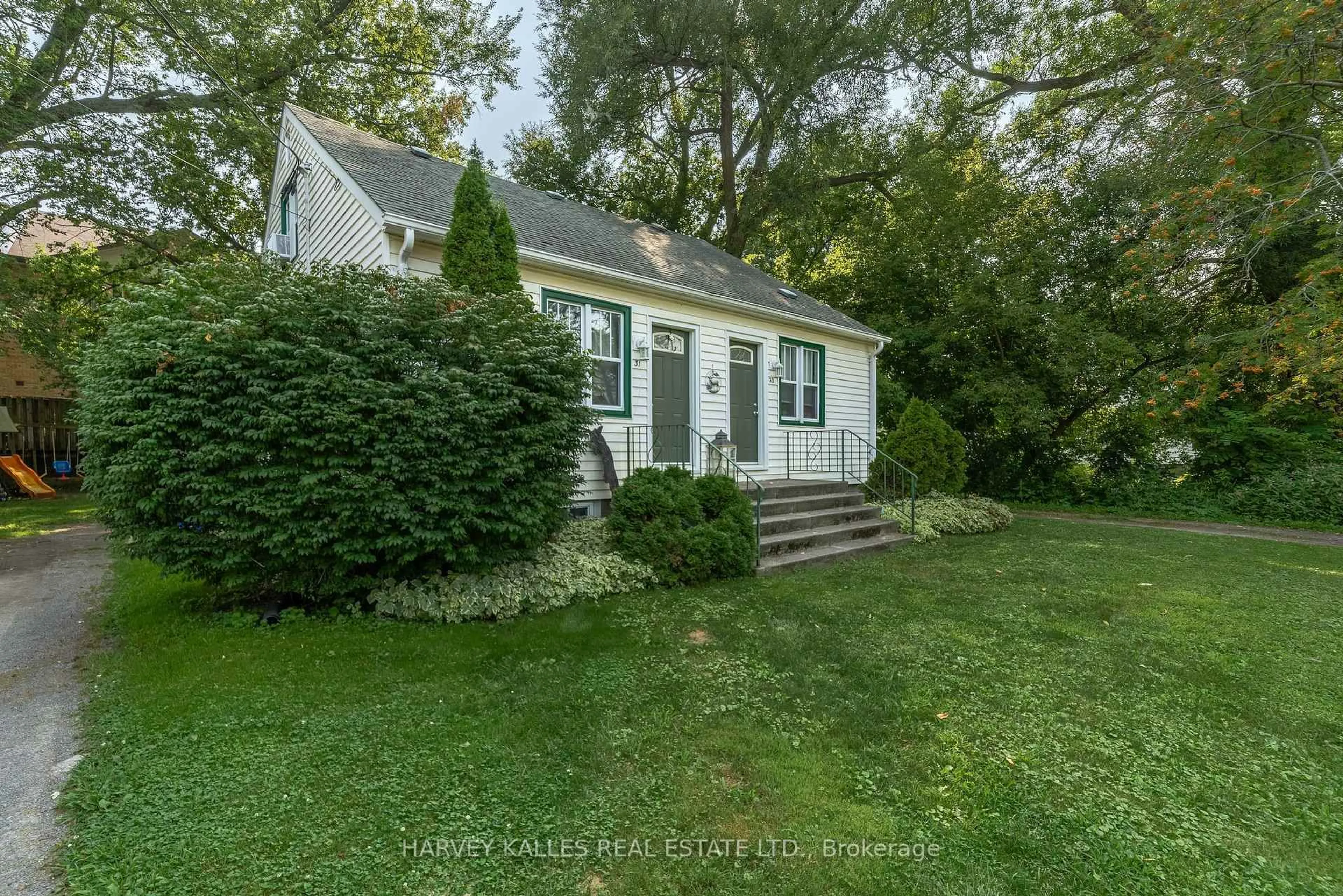 A pic from outside/outdoor area/front of a property/back of a property/a pic from drone, street for 31- 33 Washburn St, Prince Edward County Ontario K0K 2T0