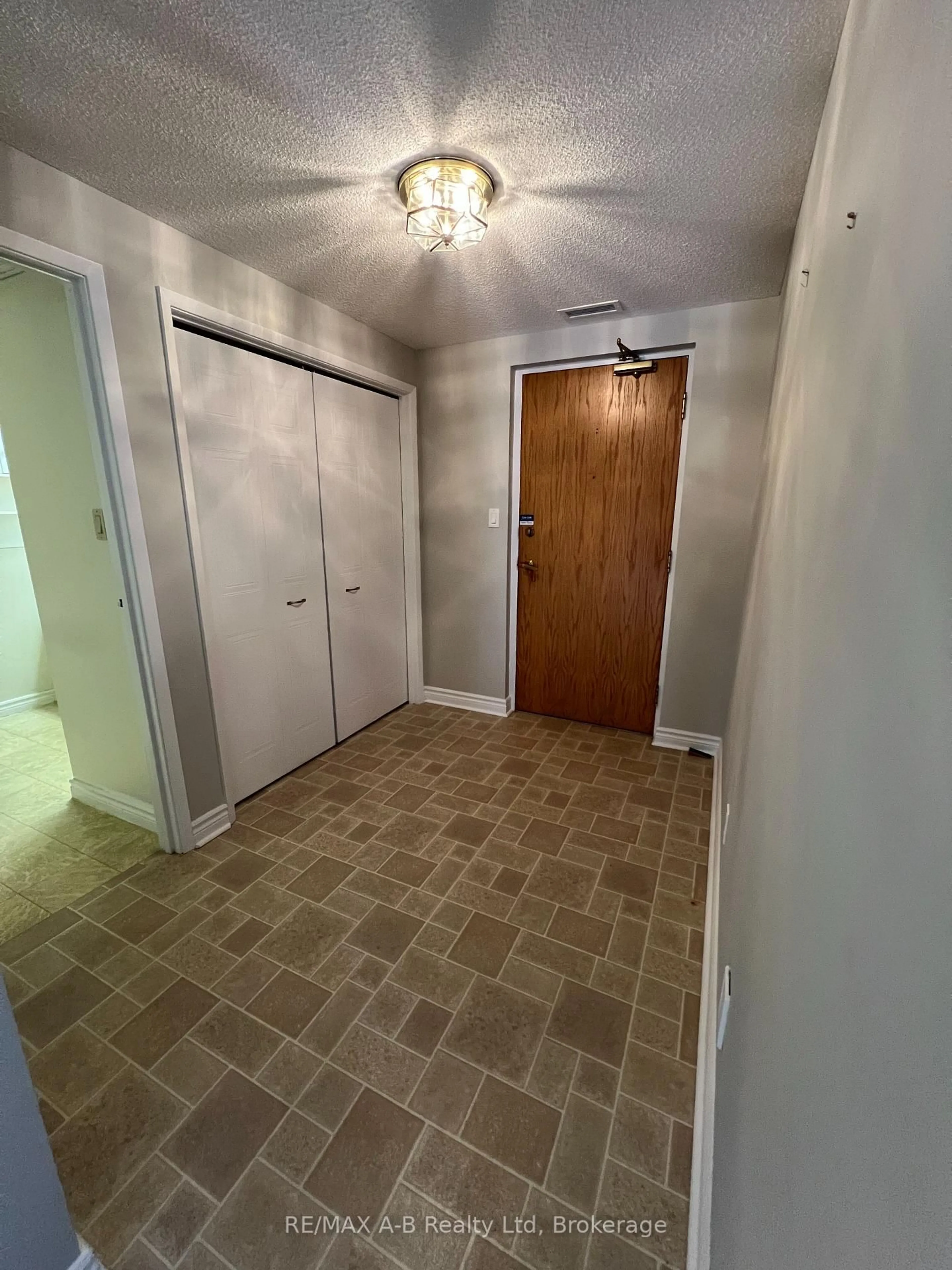 A pic of a room for 199 Hope Street East St #103, East Zorra-Tavistock Ontario N0B 2R0