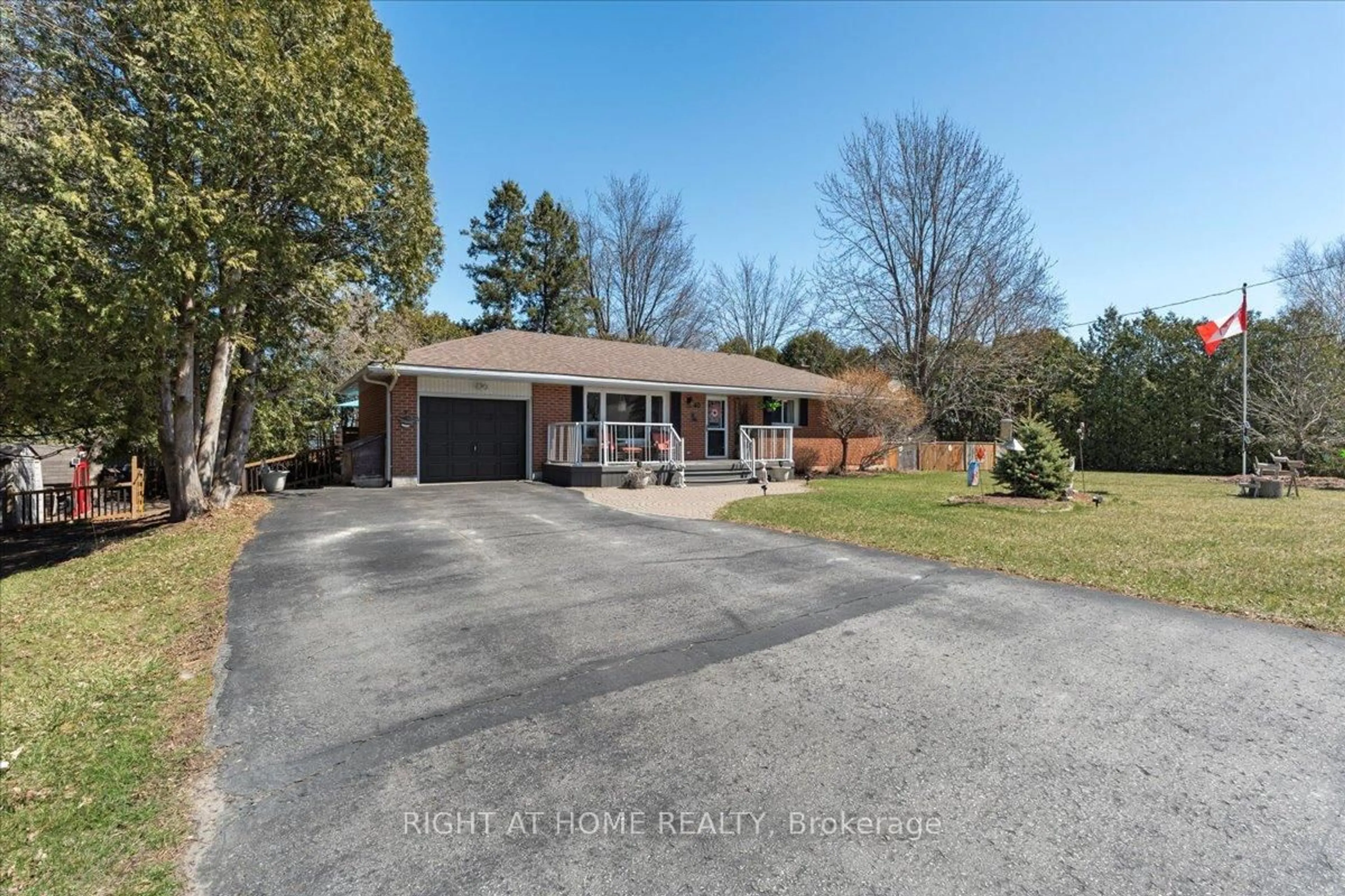 A pic from outside/outdoor area/front of a property/back of a property/a pic from drone, street for 40 Roseland Dr, Quinte West Ontario K0K 1L0