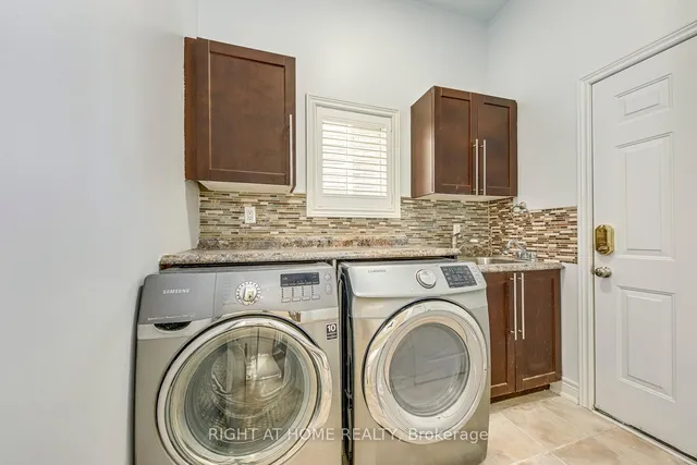 Additional image 37 of 8 Hackamore Crt