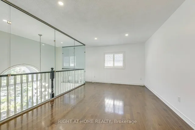 Additional image 17 of 8 Hackamore Crt