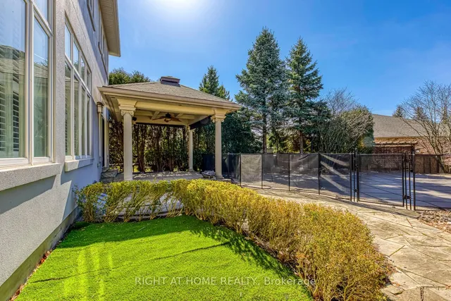 Additional image 5 of 8 Hackamore Crt