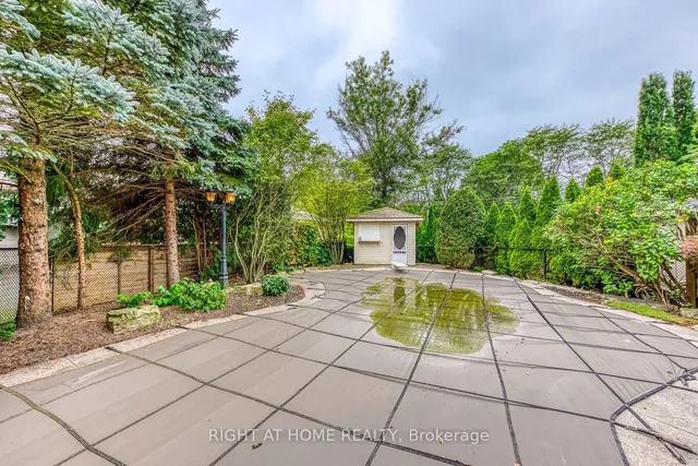 Primary image of 8 Hackamore Crt