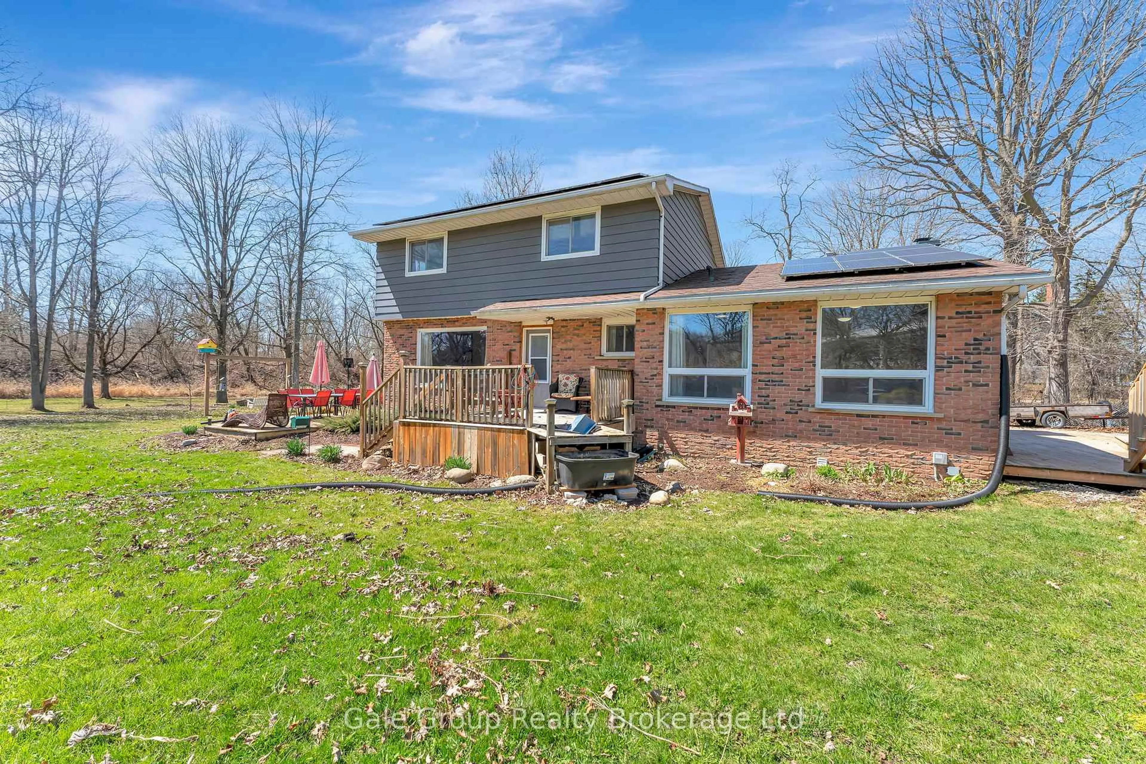Home with brick exterior material, unknown for 391 Tecumseh St, Woodstock Ontario N4S 7W1
