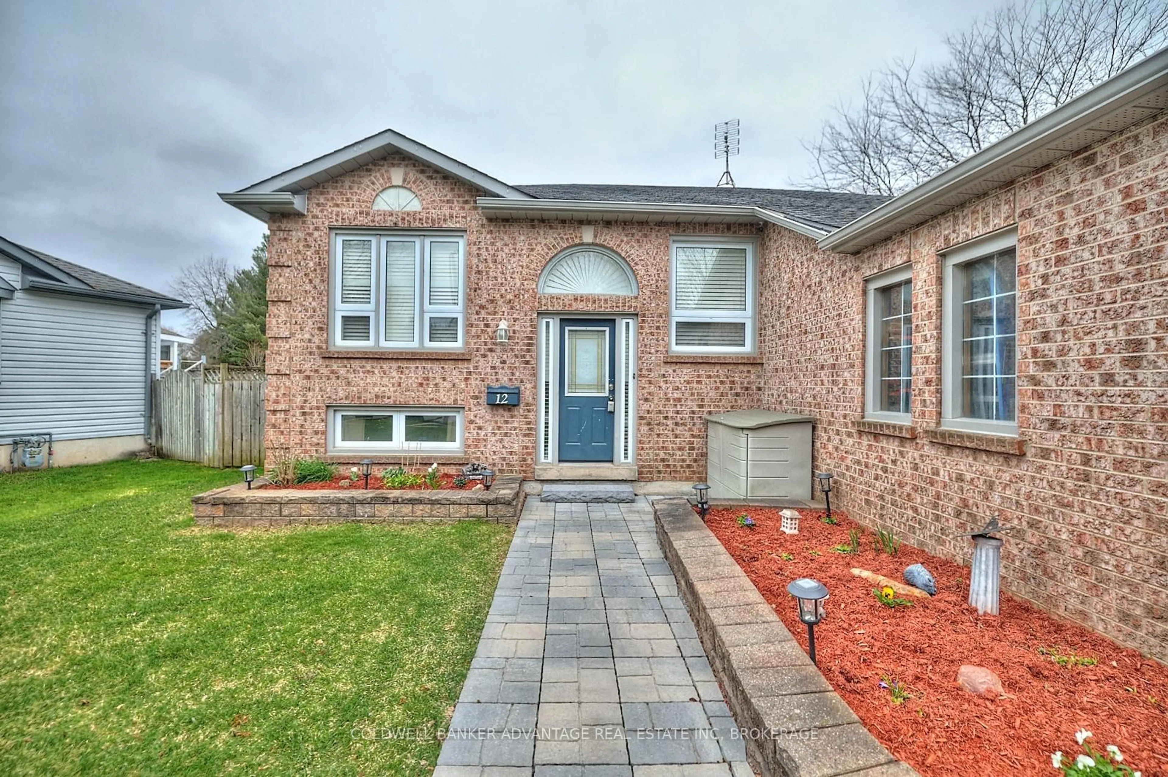 Home with brick exterior material, street for 12 Woodside Sq, Pelham Ontario L0S 1E4