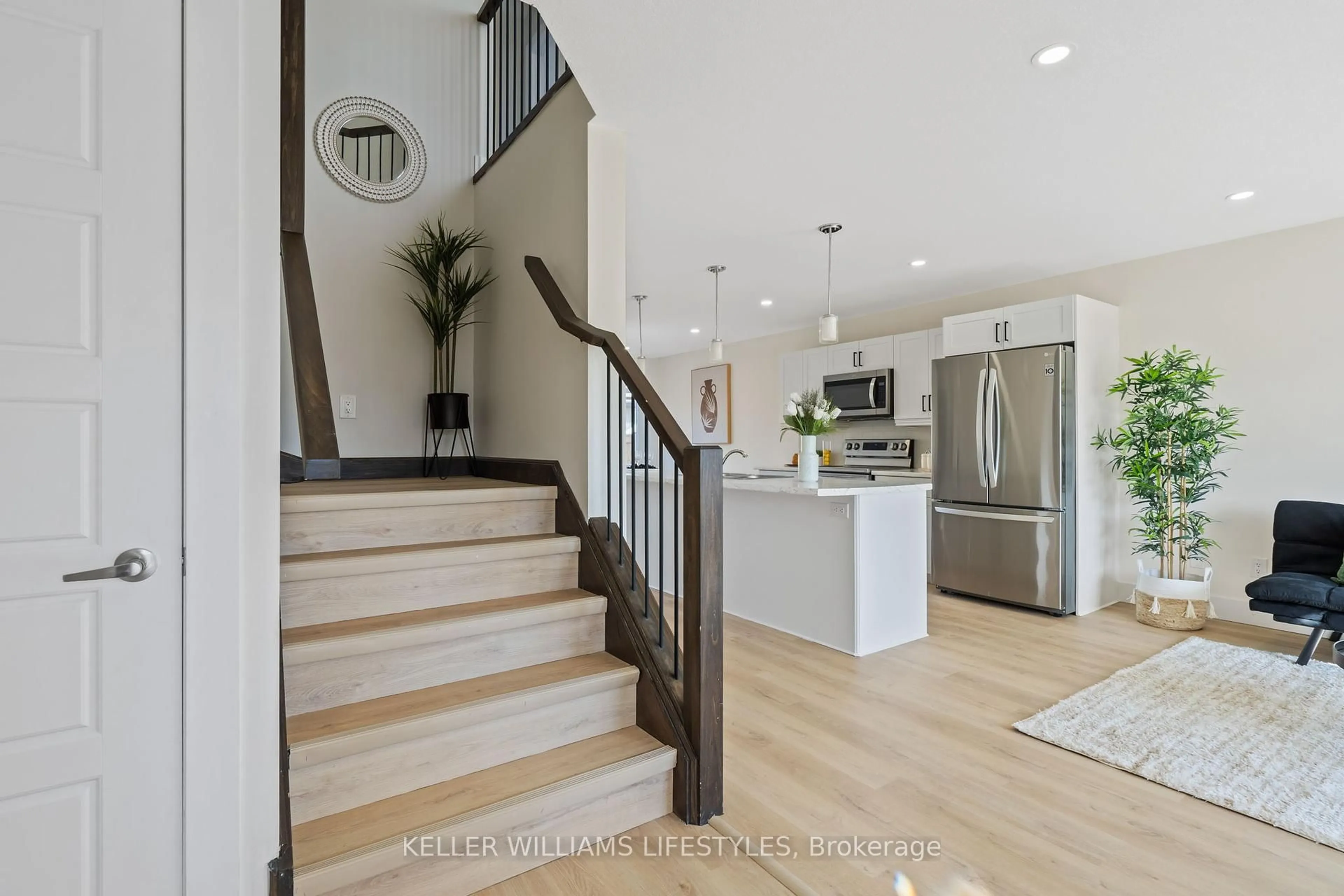 Unknown for 114 Renaissance Dr, St. Thomas Ontario N5R 0K1