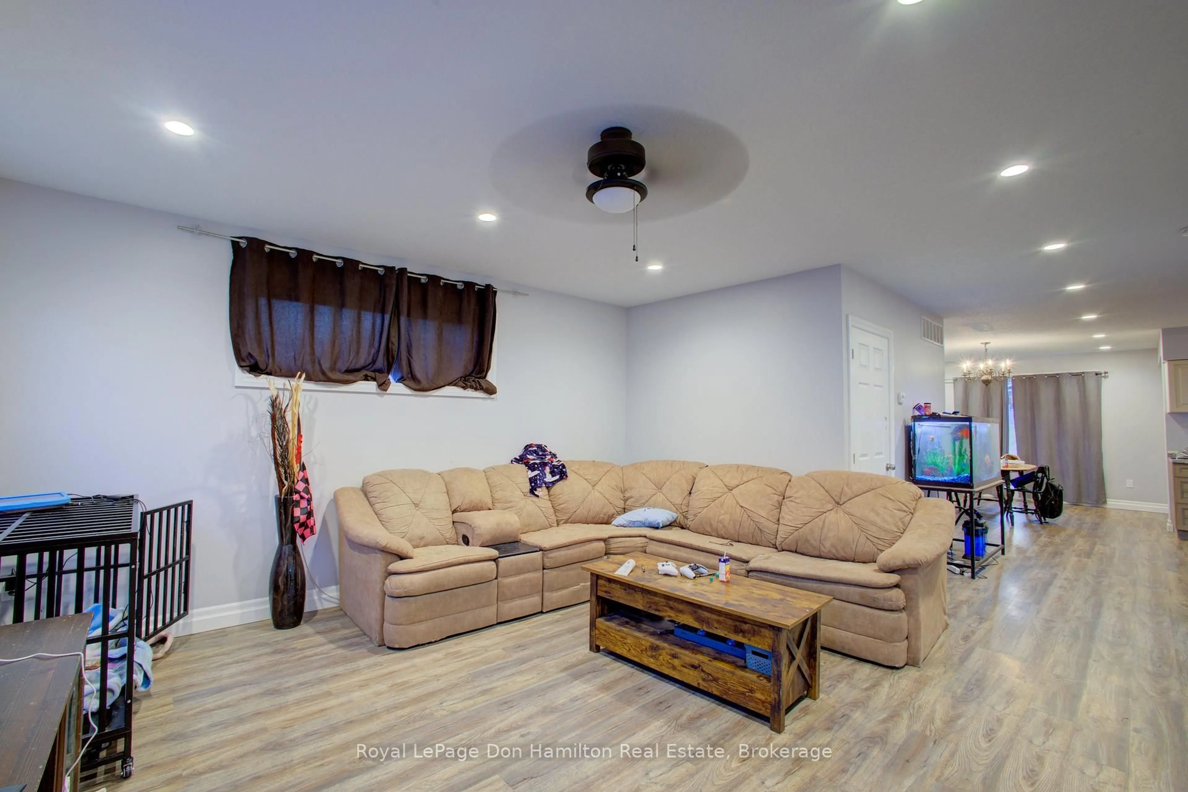 Living room with furniture, unknown for 31 Pellister St, Minto Ontario N0G 1Z0