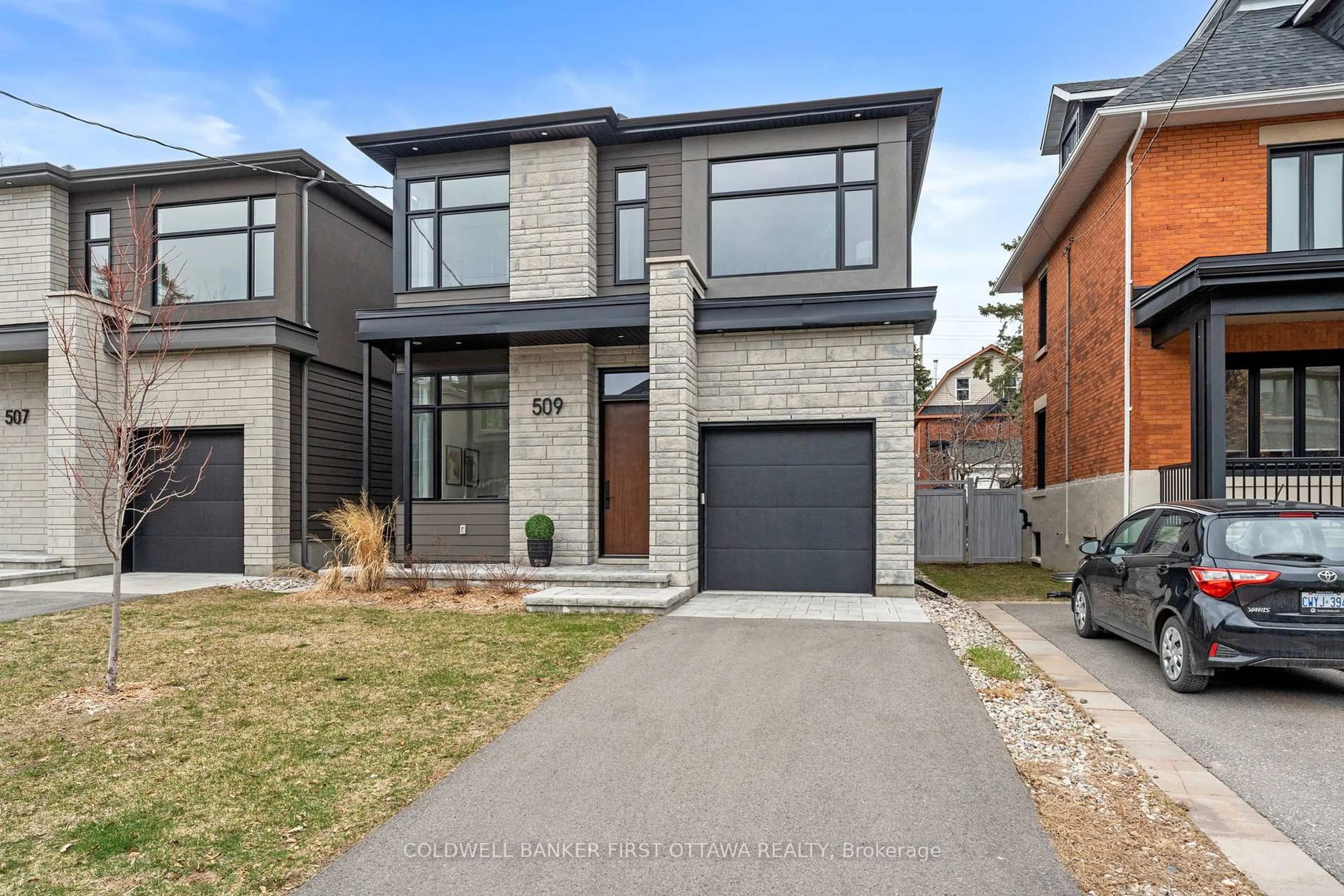 Home with brick exterior material, street for 509 Edison Ave, Ottawa Ontario K2A 1V3