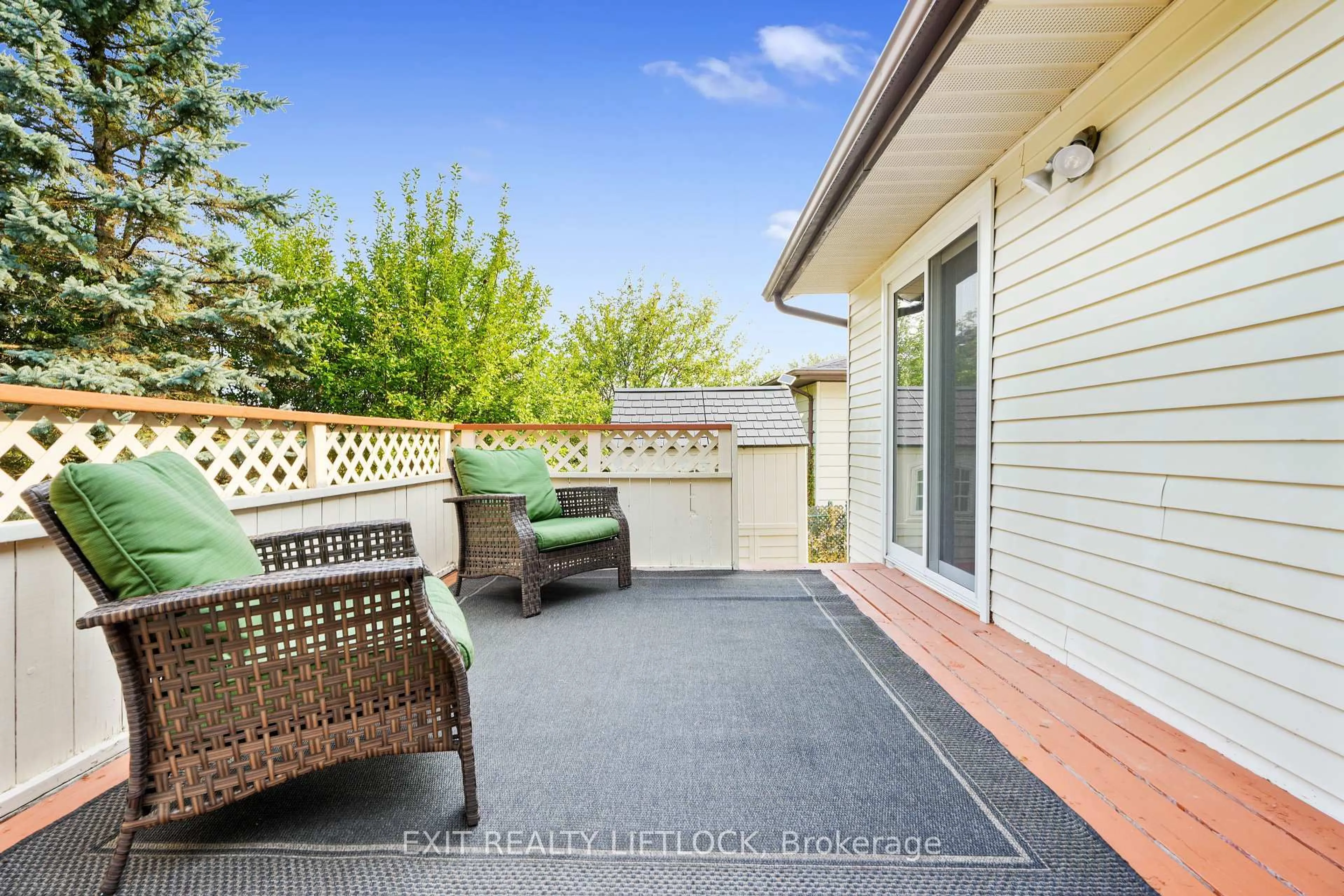Patio, street for 2031 Moncrief Rd, Peterborough West Ontario K9K 1B2