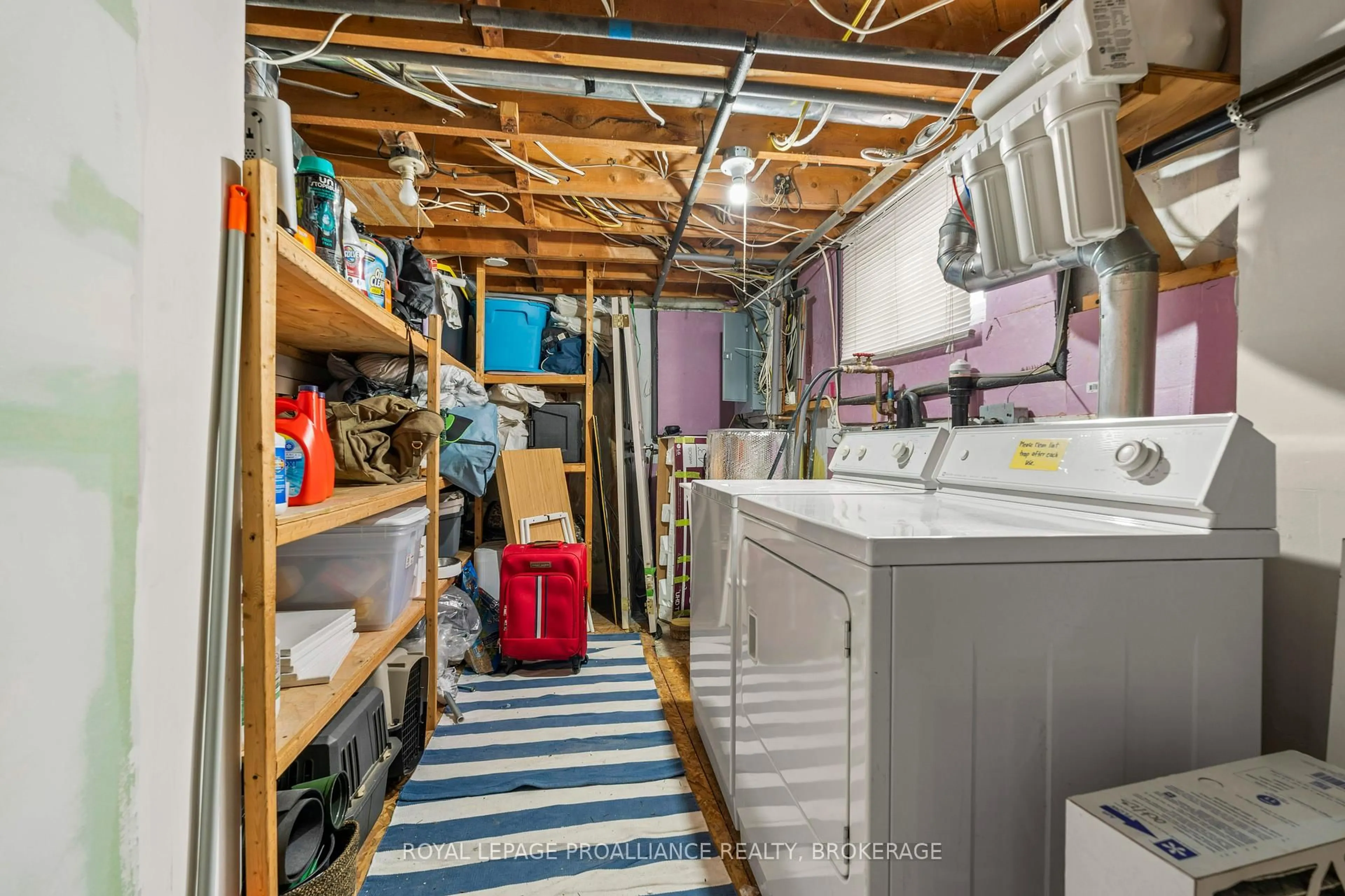 Laundry room for 172 Carruthers Ave, Kingston Ontario K7L 1M9