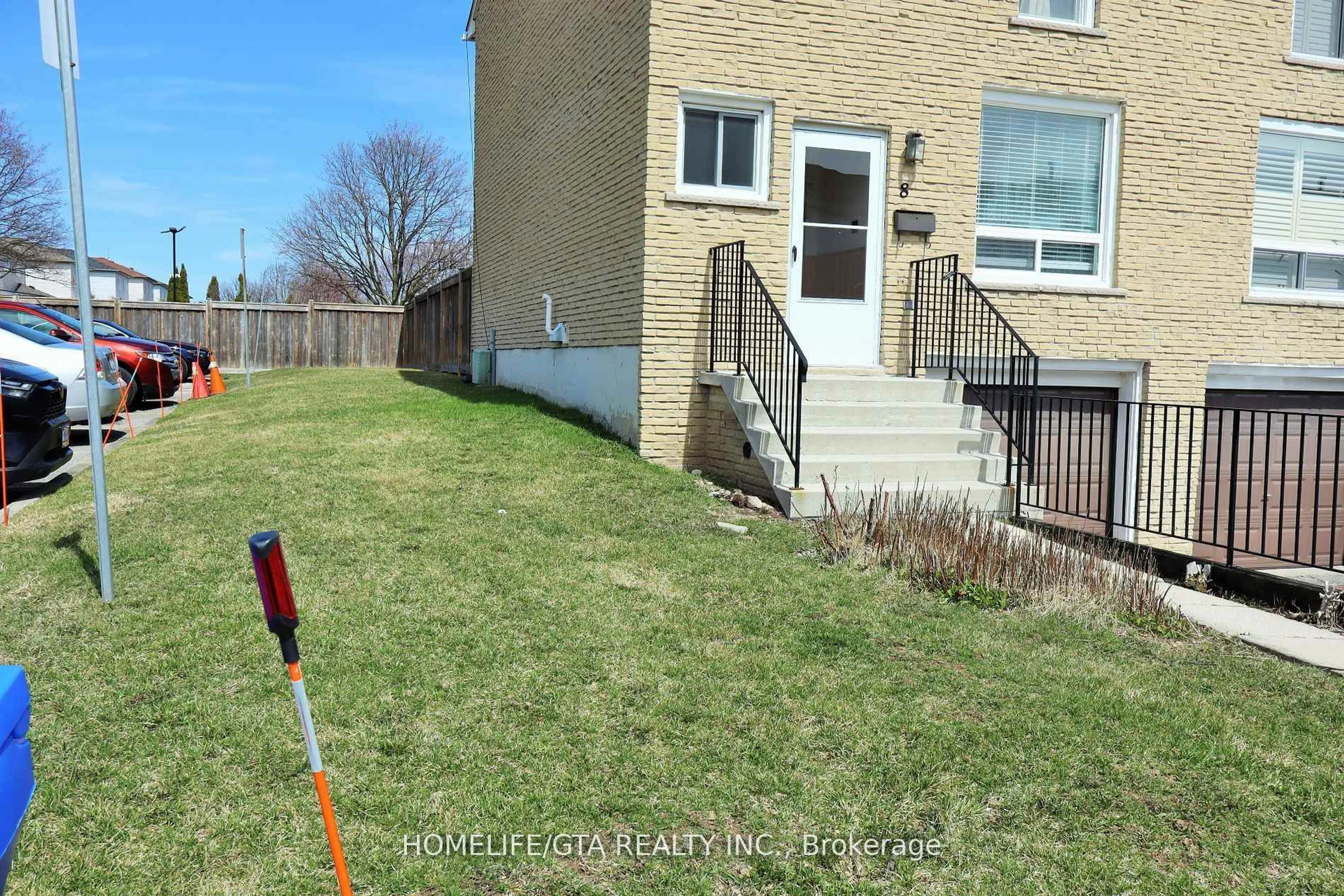 A pic from outside/outdoor area/front of a property/back of a property/a pic from drone, street for 1338 Upper Gage Ave #8, Hamilton Ontario L8W 1N2