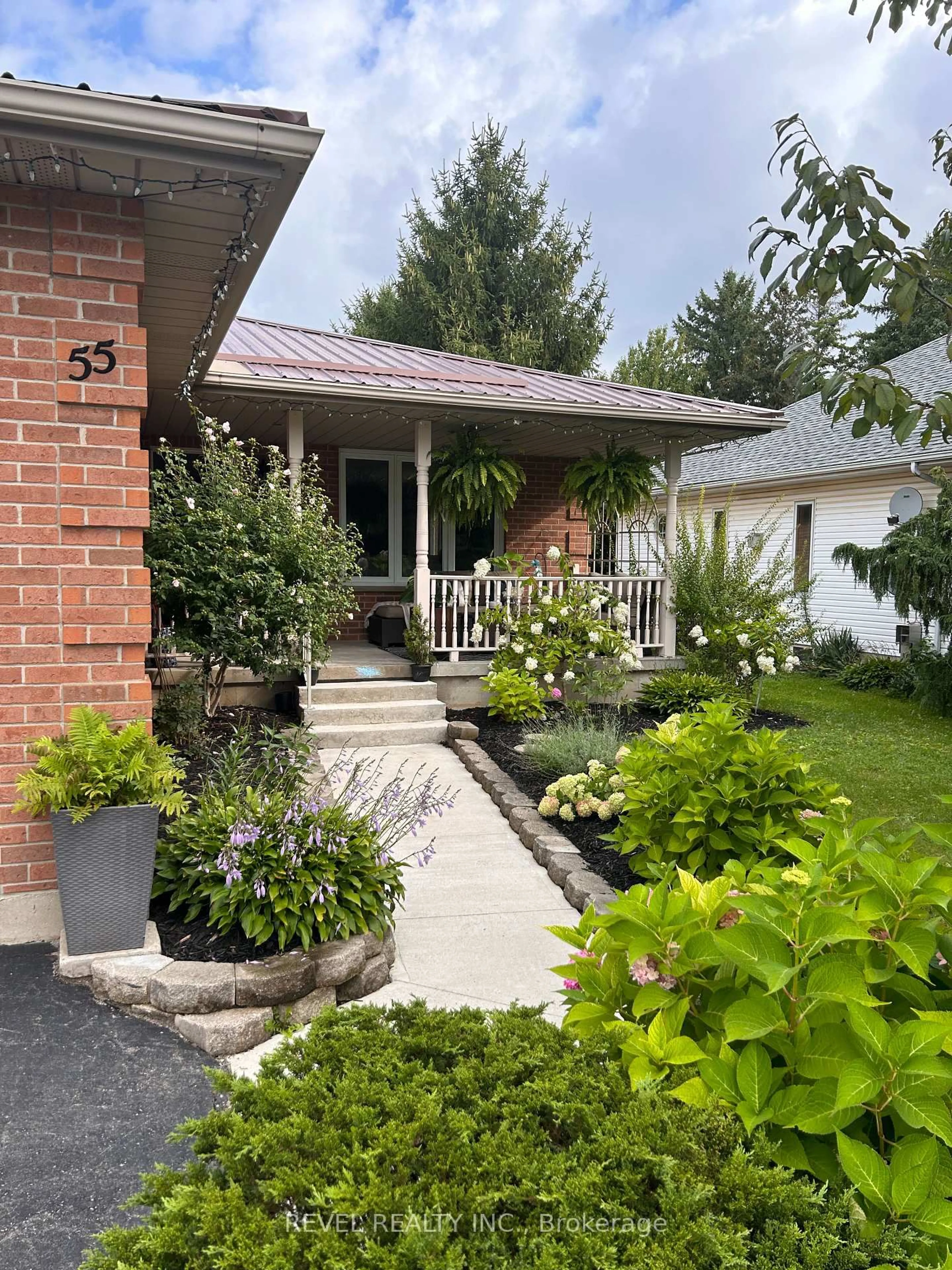 Home with brick exterior material, street for 55 Evergreen Hill Rd, Norfolk Ontario N3Y 1B7