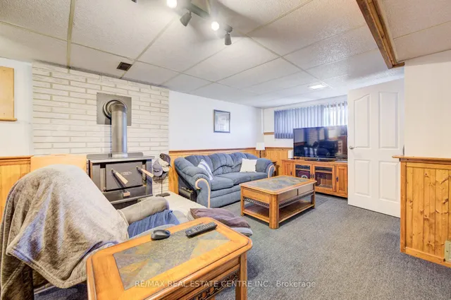 Additional image 22 of 26 Cluthe Cres