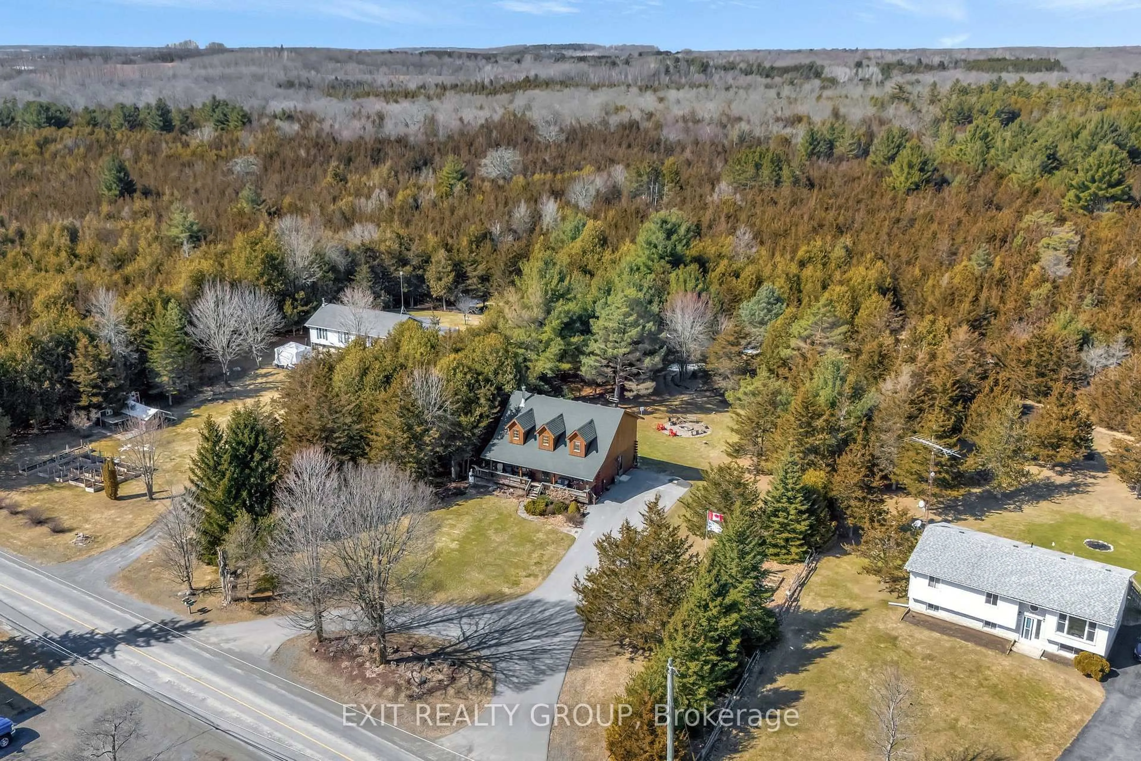 A pic from outside/outdoor area/front of a property/back of a property/a pic from drone, unknown for 927 Scuttlehole Rd, Belleville Ontario K0K 2Y0