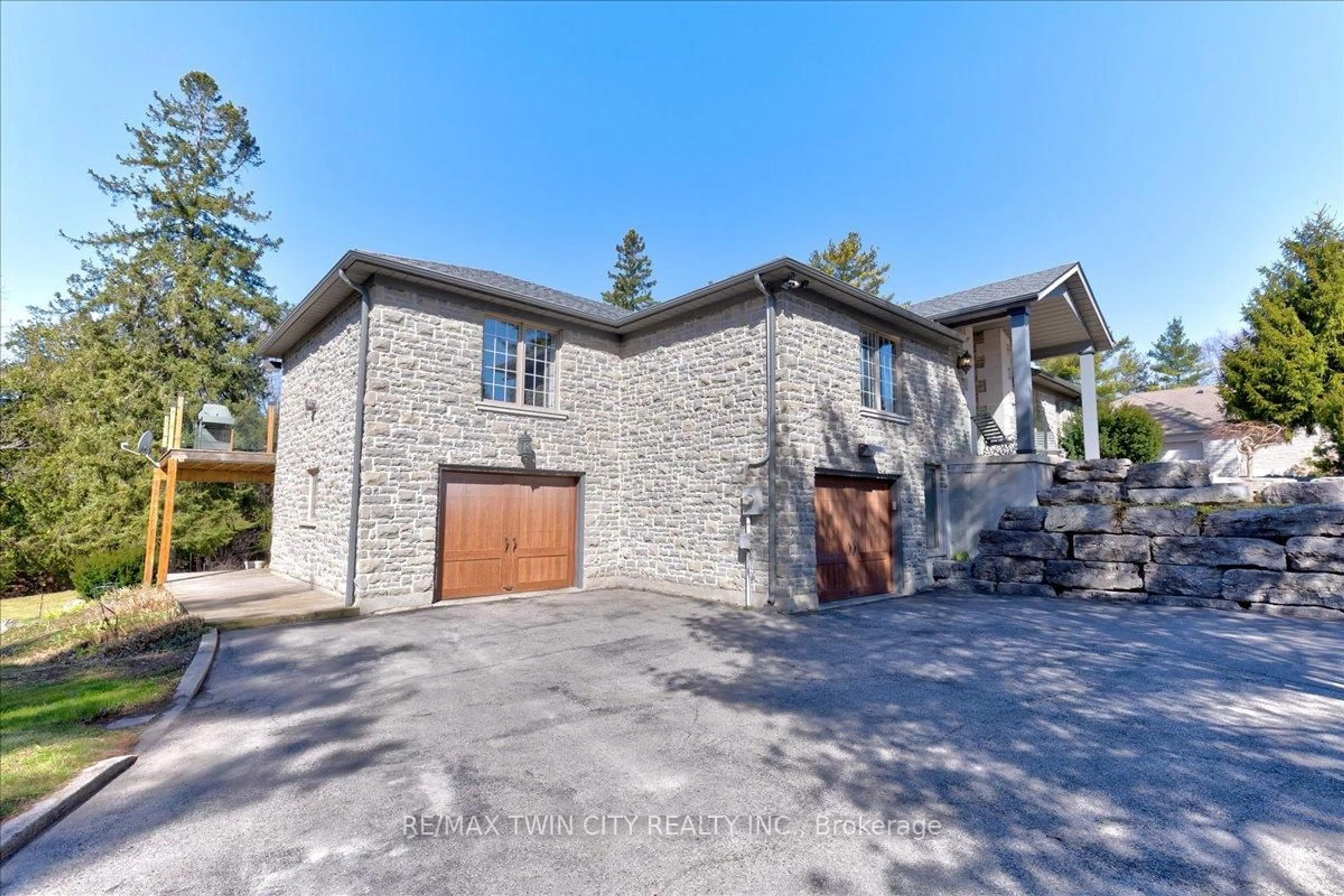 Home with brick exterior material, street for 20 Grandy Lane, Cambridge Ontario N1R 8K2