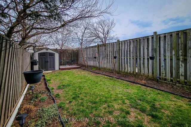 Additional property image - 18 Ellis Ave