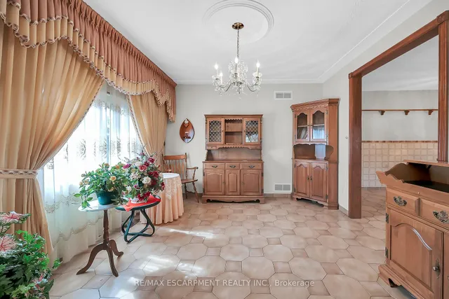 Additional property image - 54 Ridley Dr