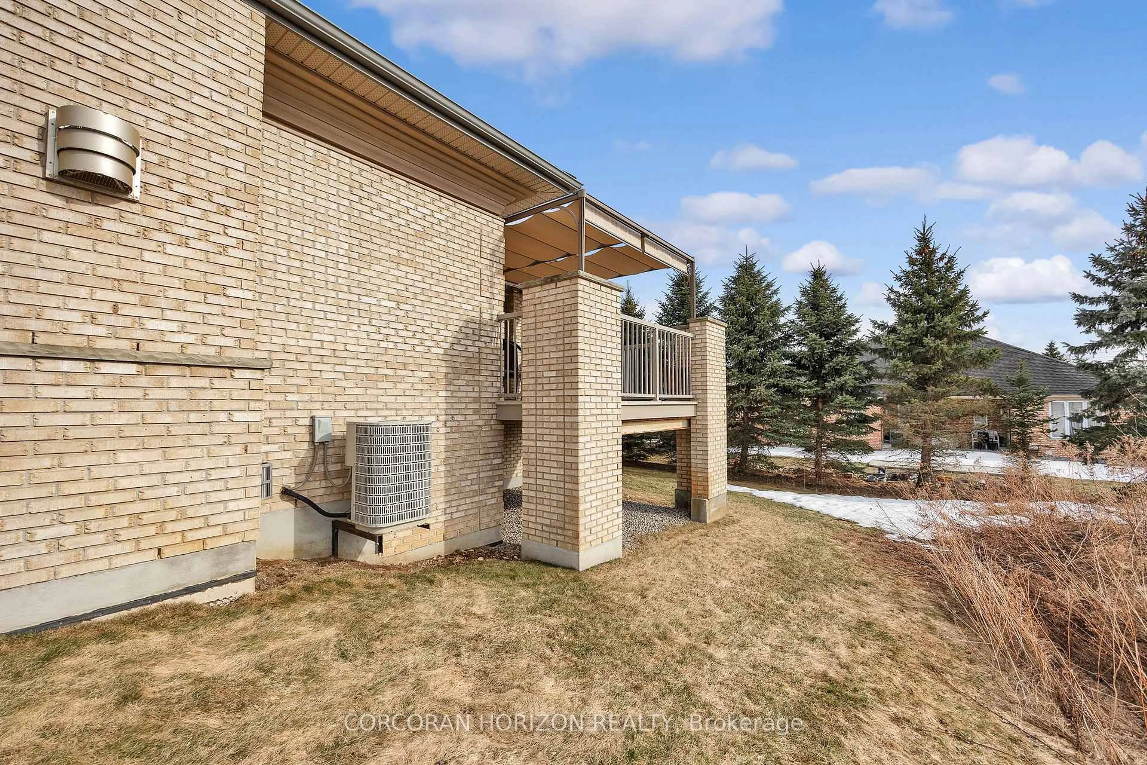 Home with brick exterior material, unknown for 260 Deer Ridge Dr #50, Kitchener Ontario N2P 2M3