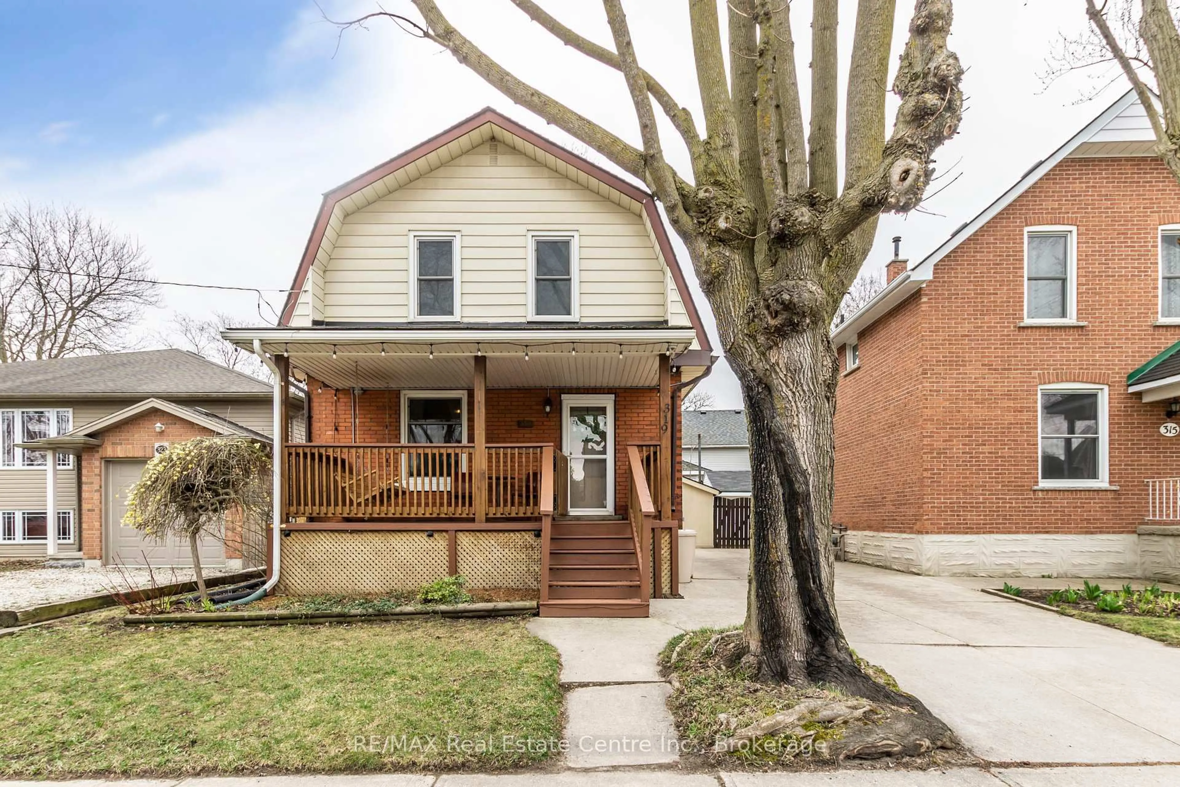 Home with brick exterior material, street for 319 Douro St, Stratford Ontario N5A 3S6