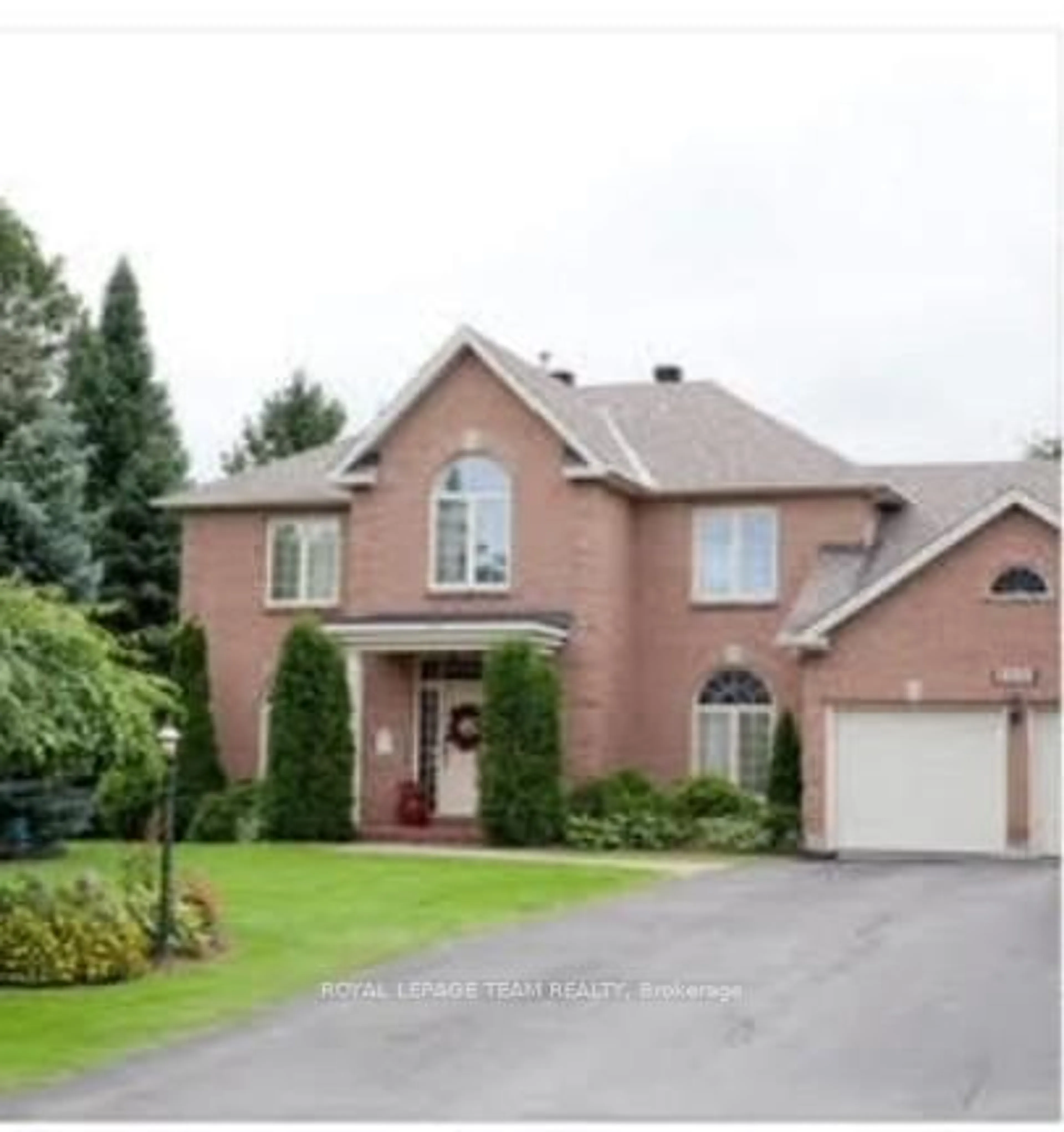 Home with brick exterior material, street for 5530 Pettapiece Cres, Ottawa Ontario K4M 1C5