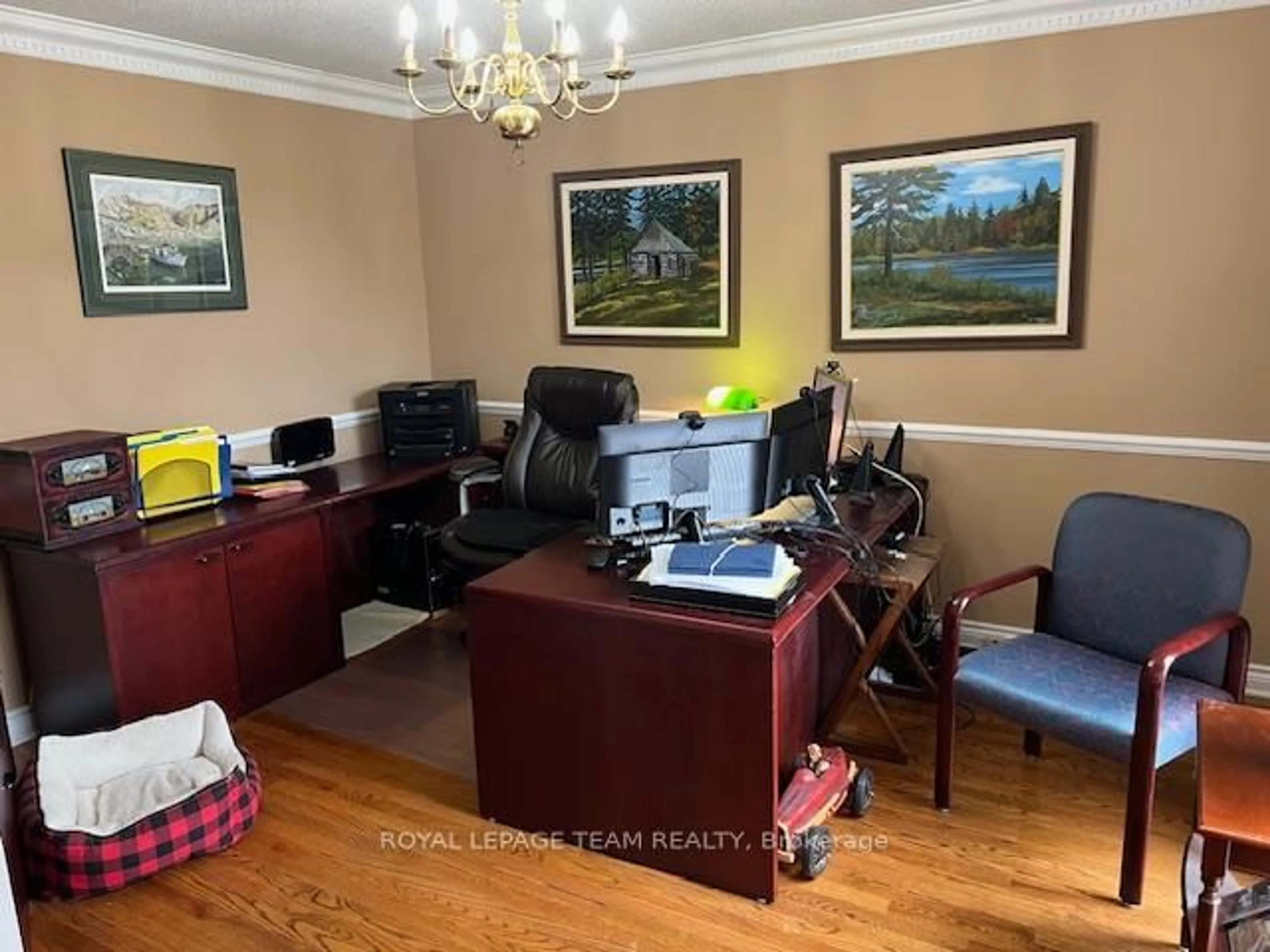 A pic of a room for 5530 Pettapiece Cres, Ottawa Ontario K4M 1C5
