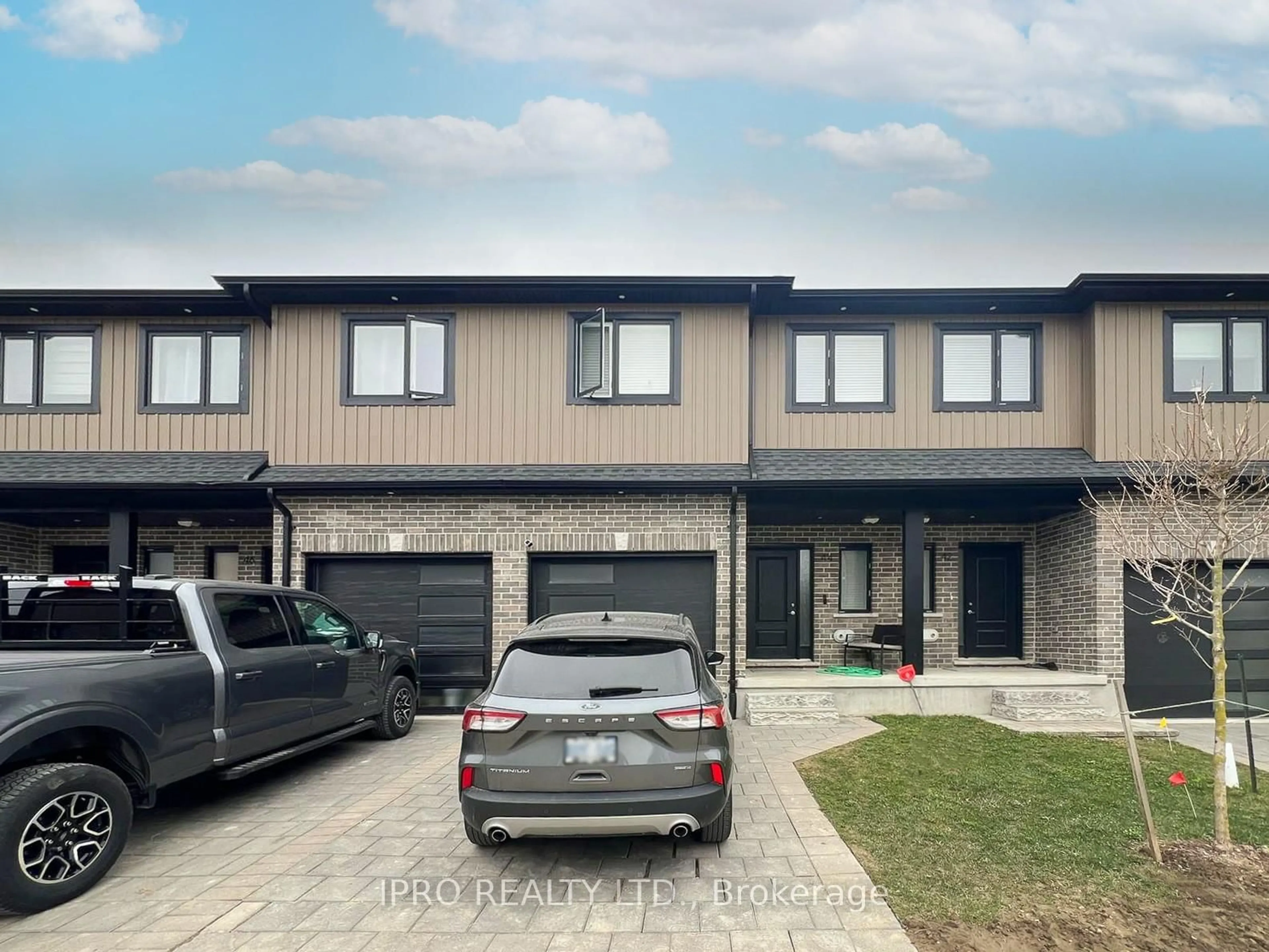Unknown for 811 Sarnia Rd #44, London North Ontario N6H 0K3