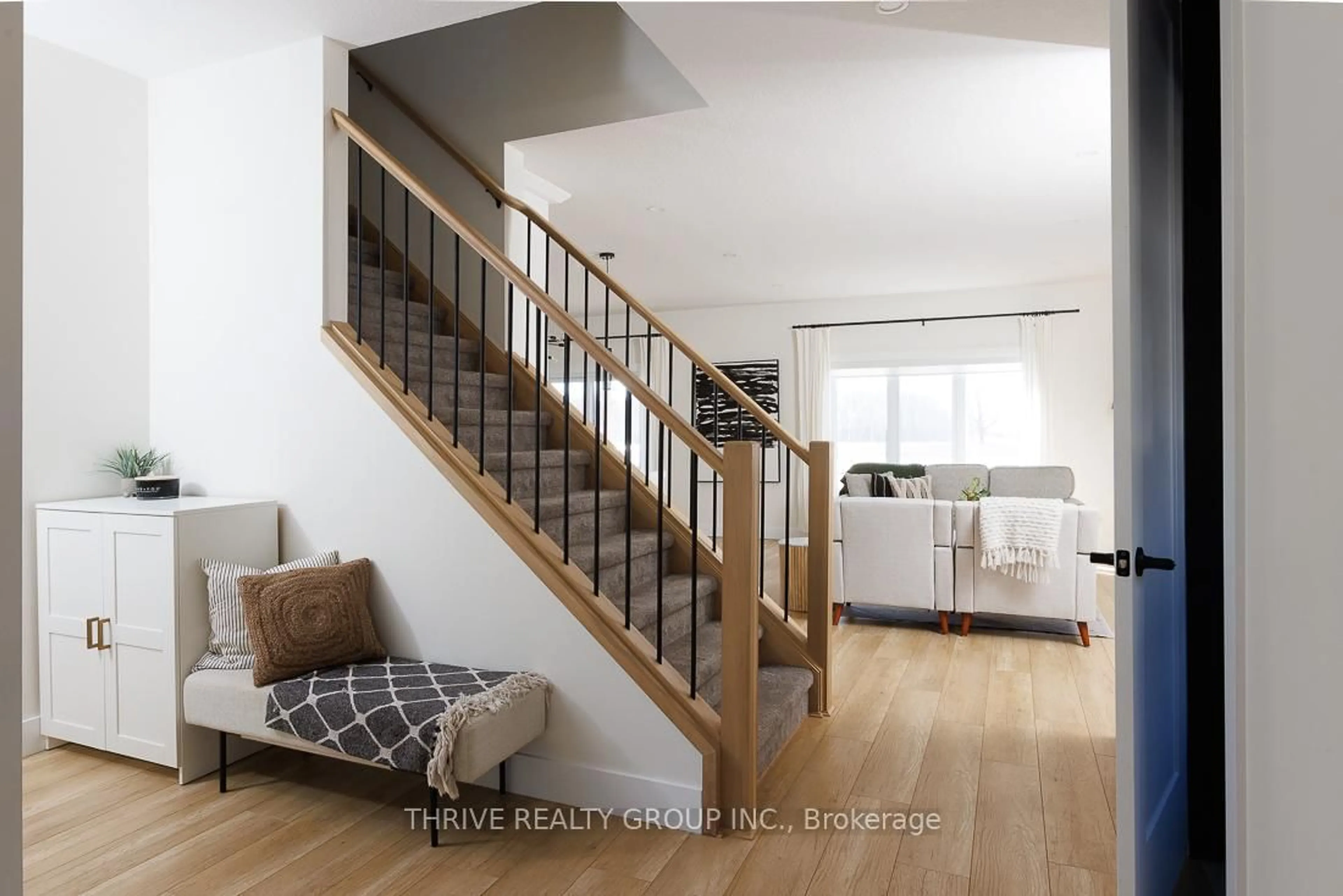 Stairs for 51 Tanya Dr, Southwest Middlesex Ontario N0L 1M0