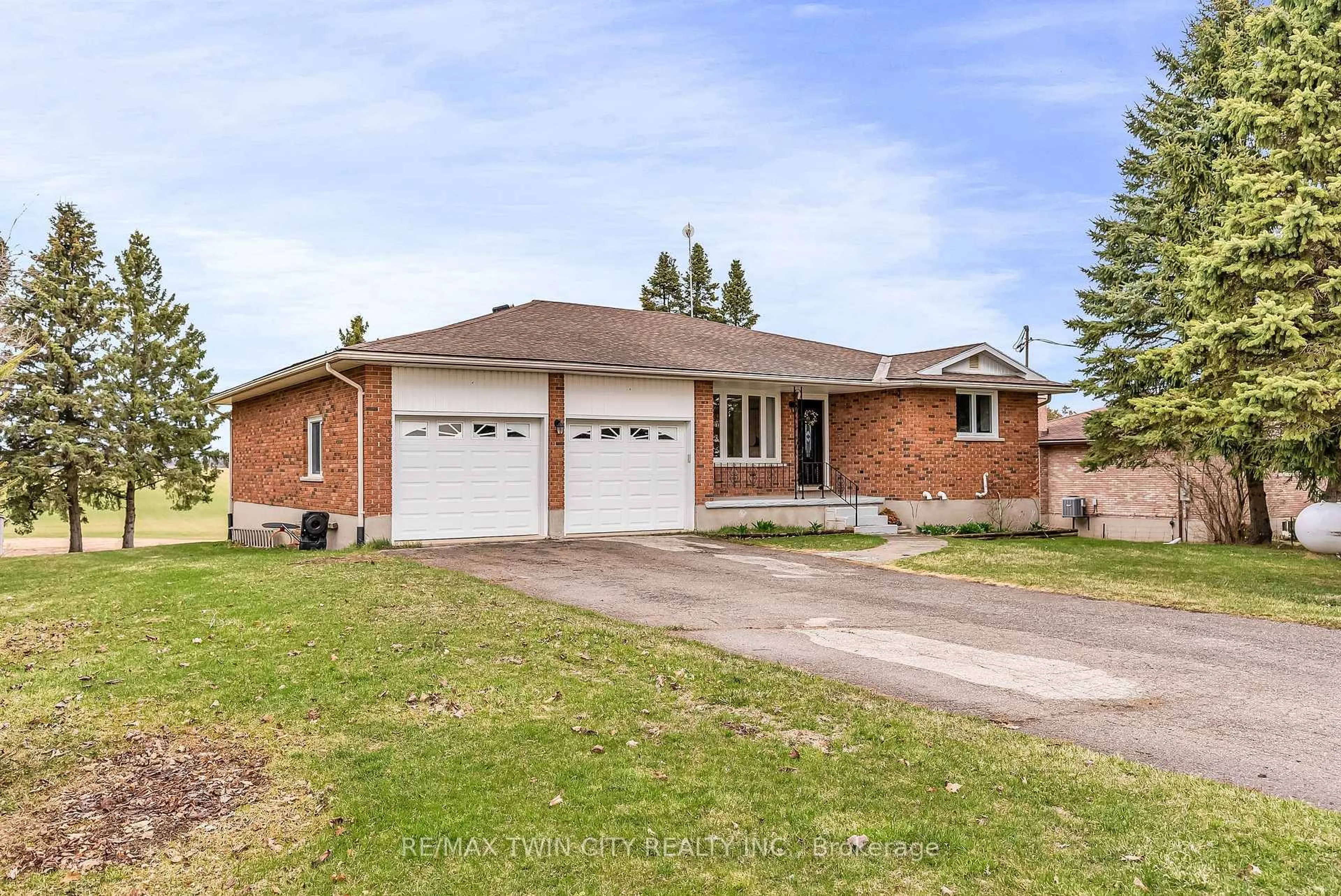 Home with brick exterior material, street for 7680 EIGHTH Line, Centre Wellington Ontario N1H 6J2