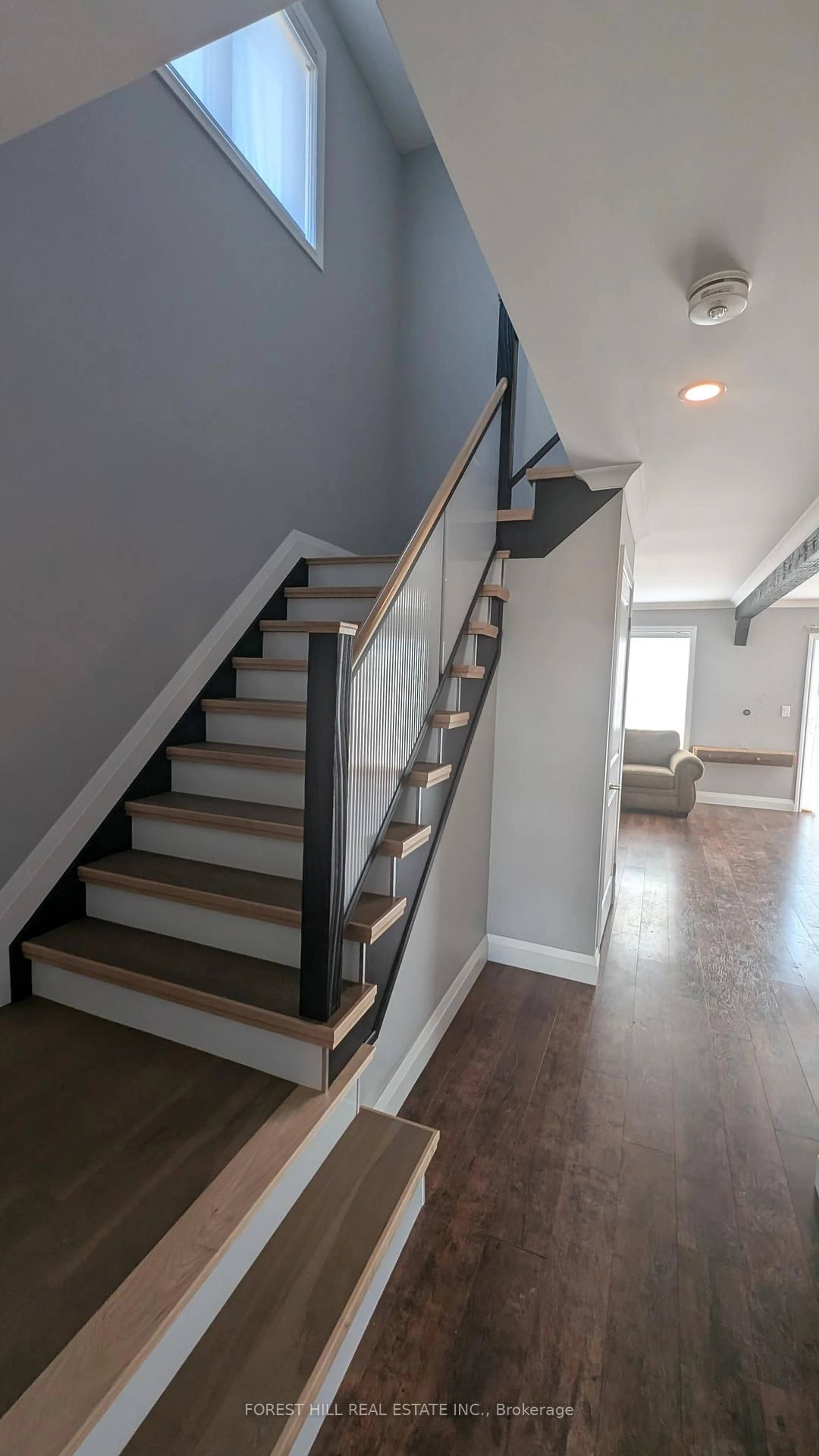 Stairs for 81 Todd Cres, Southgate Ontario N0C 1B0