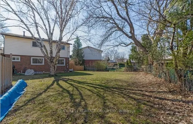 Additional property image - 10 Esquire Pl