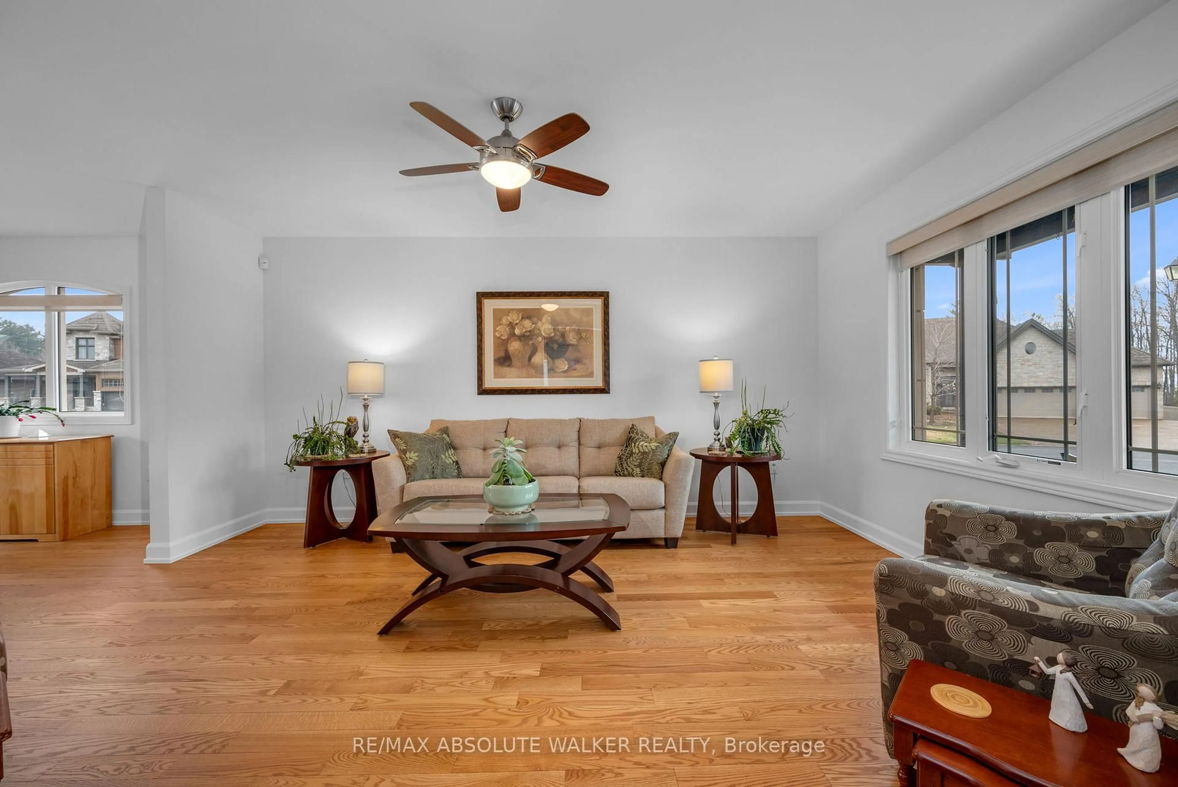 Living room with furniture, unknown for 201 Jasper Cres, Clarence-Rockland Ontario K4K 0A3