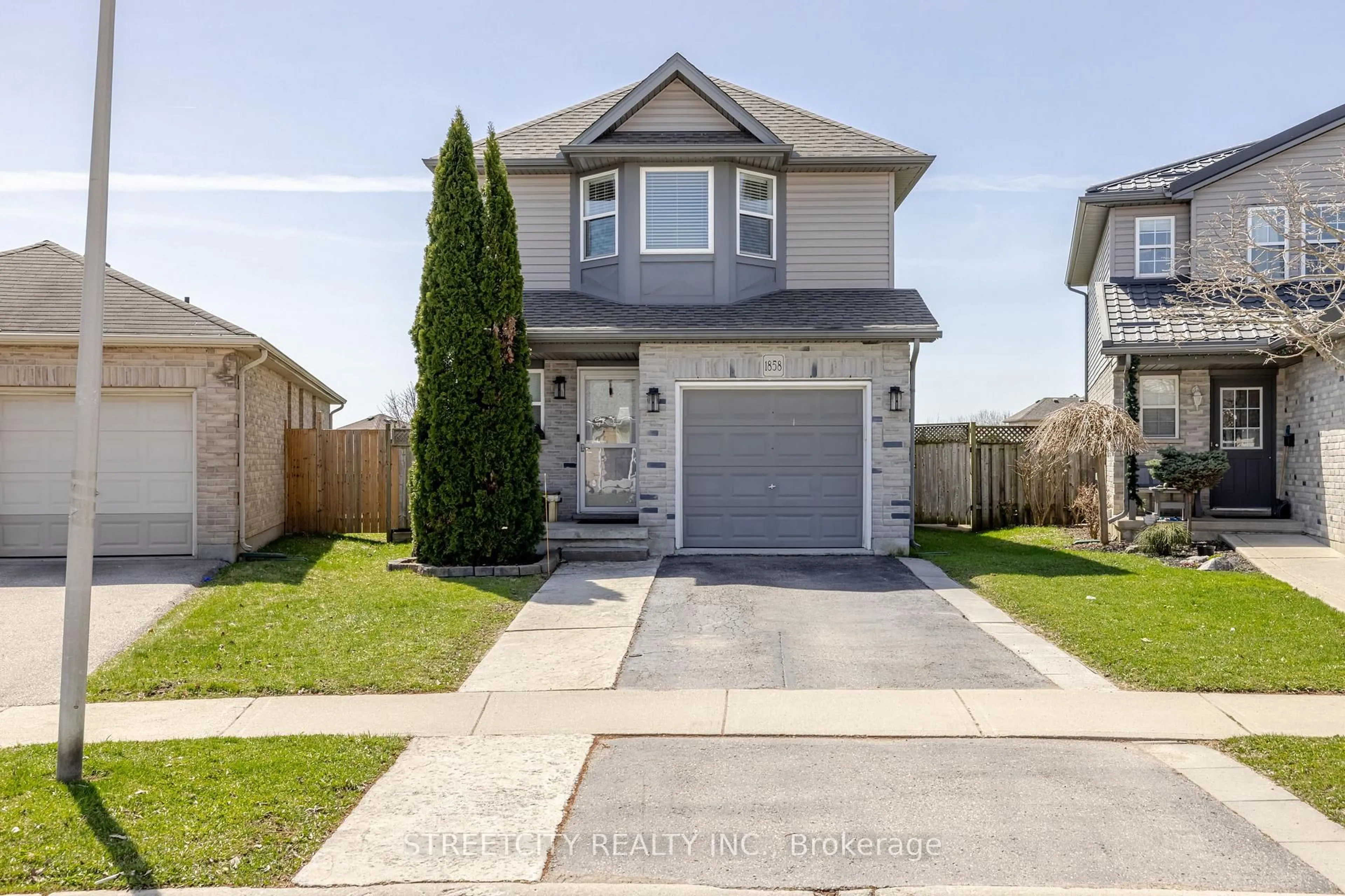 Unknown for 1858 Bloom Cres, London North Ontario N5X 4N2