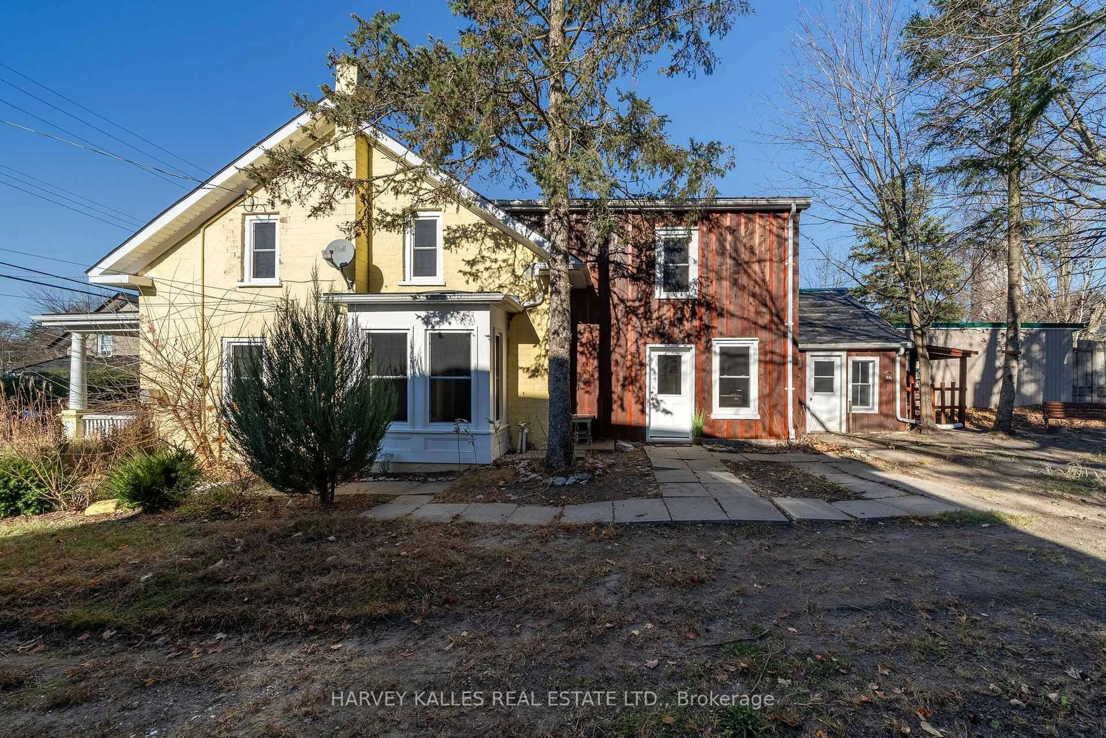 A pic from outside/outdoor area/front of a property/back of a property/a pic from drone, street for 11 Ferguson St, Prince Edward County Ontario K0K 2T0