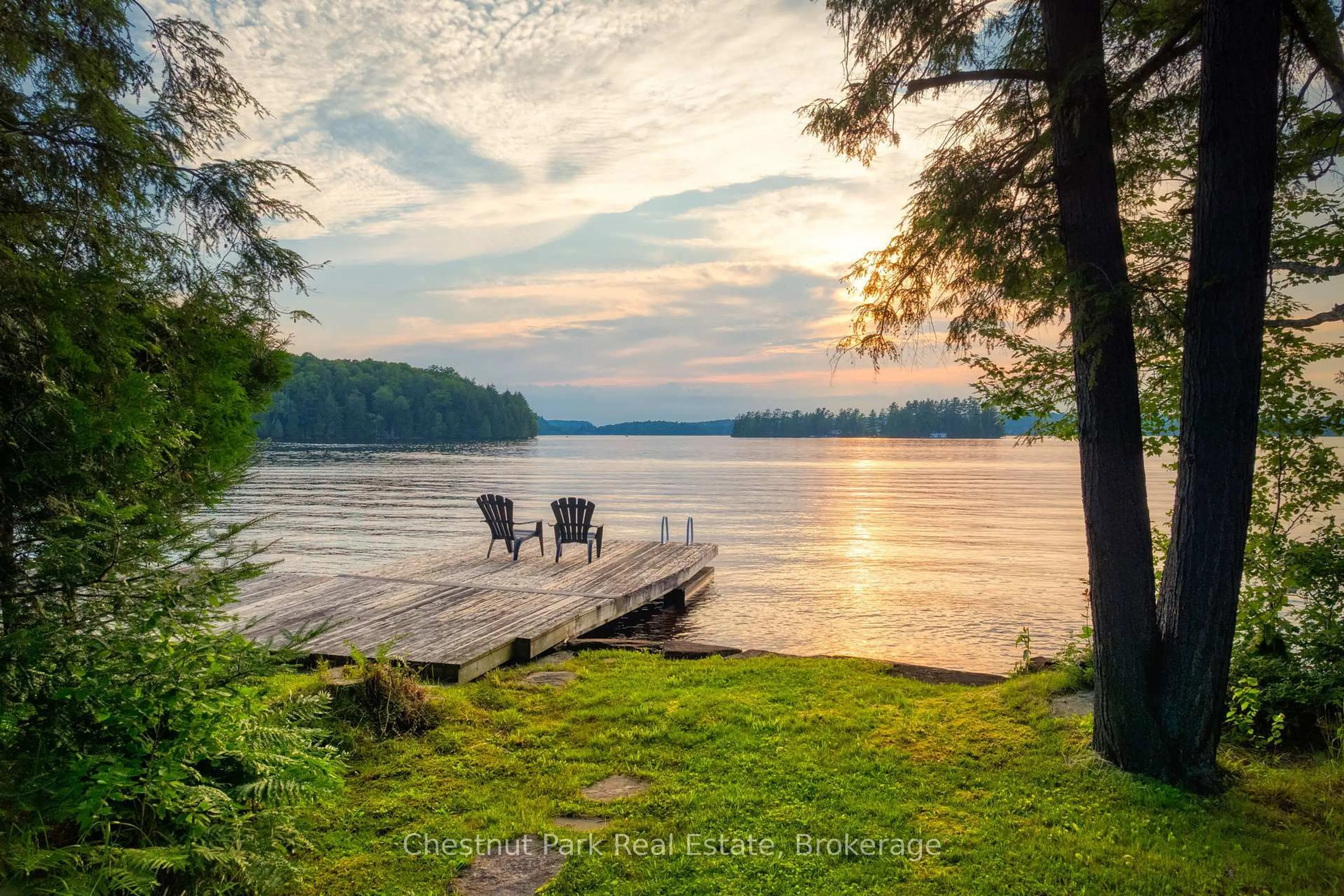 Patio, water/lake/river/ocean view for 464 Springfield Rd, Huntsville Ontario P1H 2J3