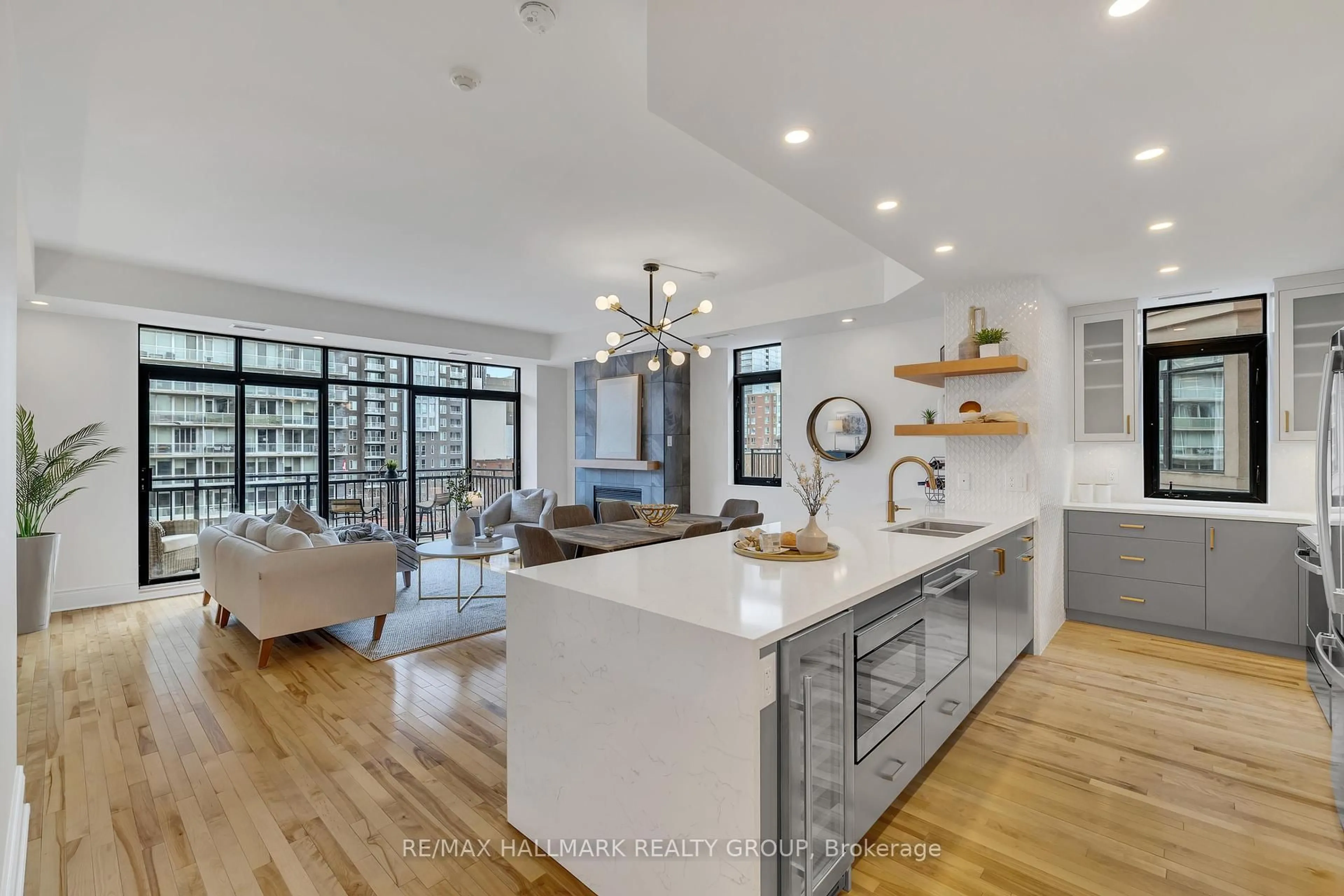 Open concept kitchen, unknown for 374 Cooper St #602, Ottawa Ontario K2P 2P4