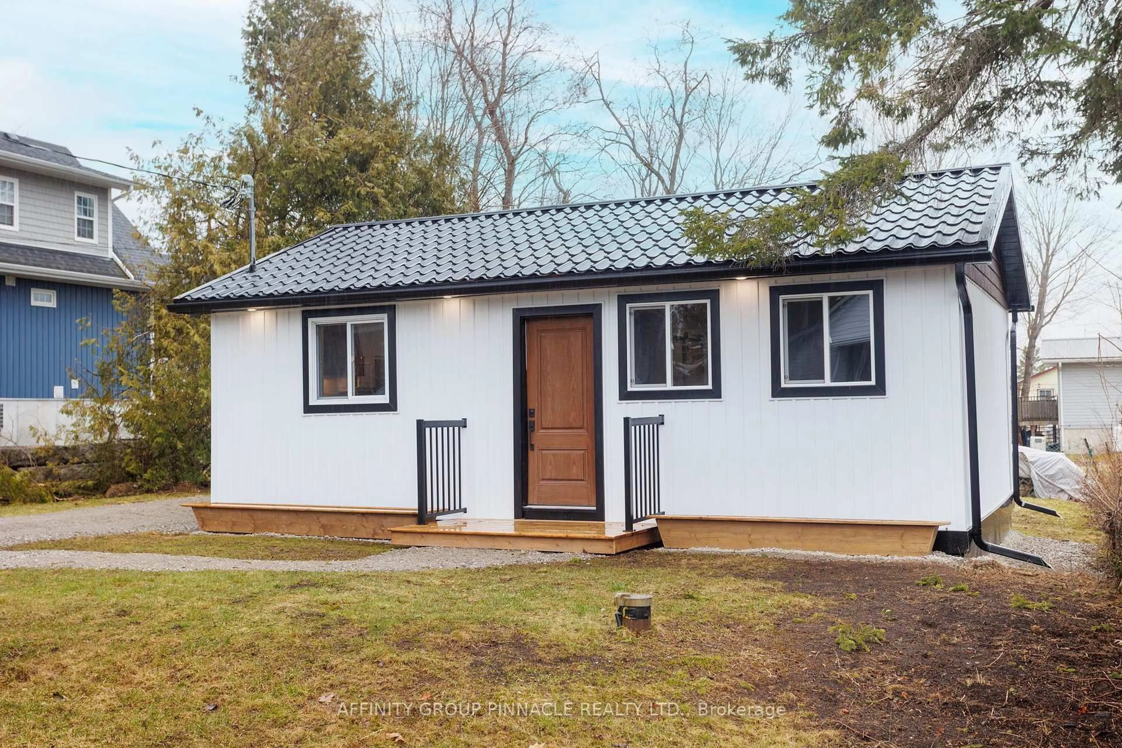 Home with vinyl exterior material, building for 6 Queen St, Kawartha Lakes Ontario K0M 1K0