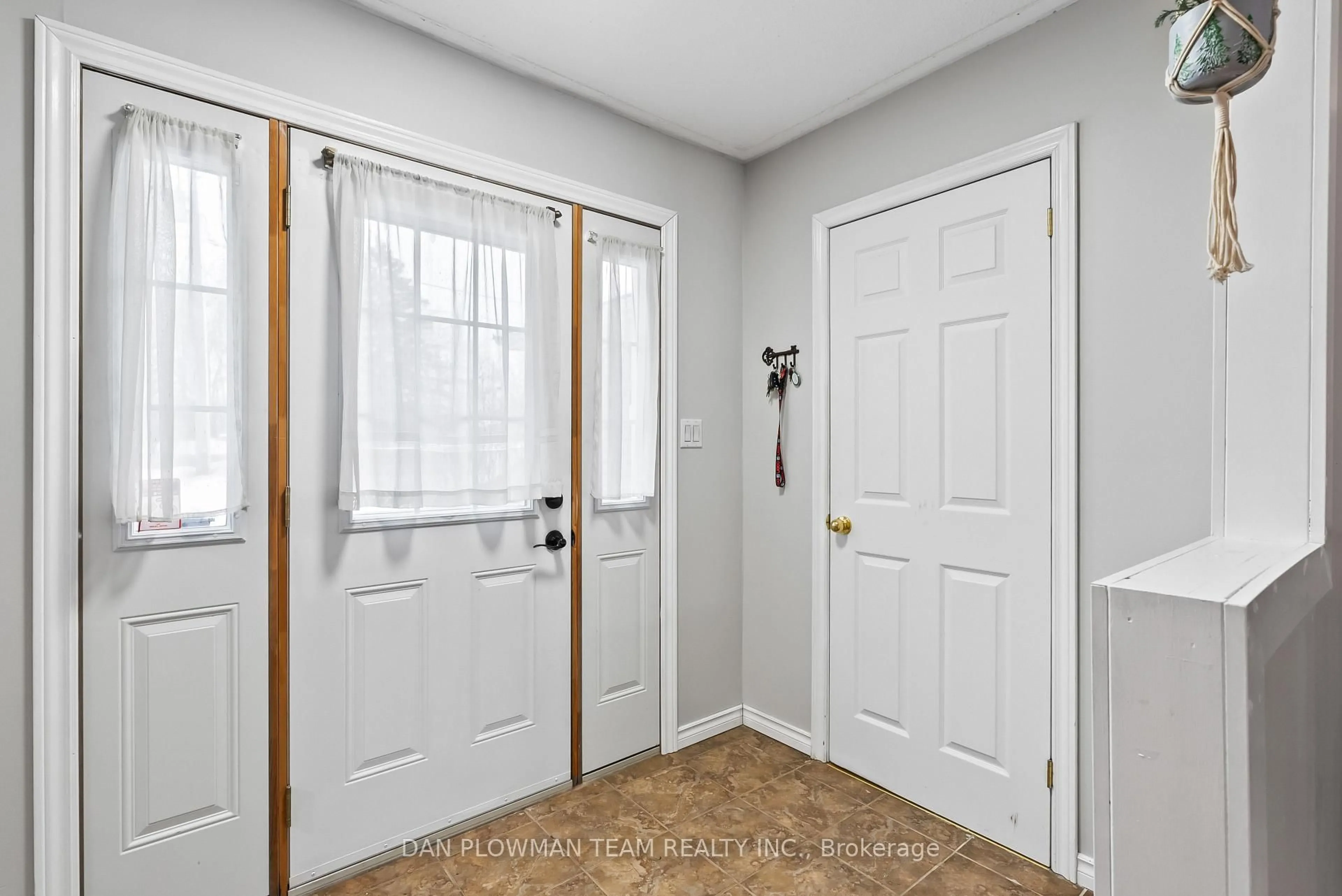 Indoor entryway for 263 County Rd 29 Rd, Prince Edward County Ontario K0K 1T0