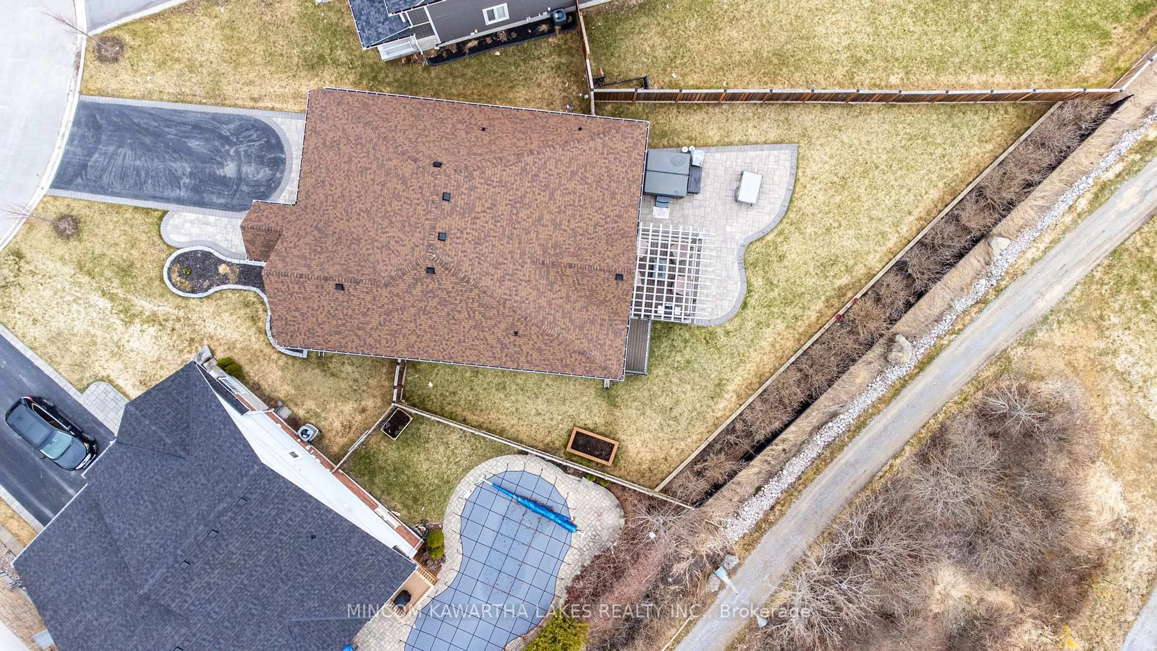 A pic from outside/outdoor area/front of a property/back of a property/a pic from drone, street for 47 Logan Lane, Kawartha Lakes Ontario K9V 1B8