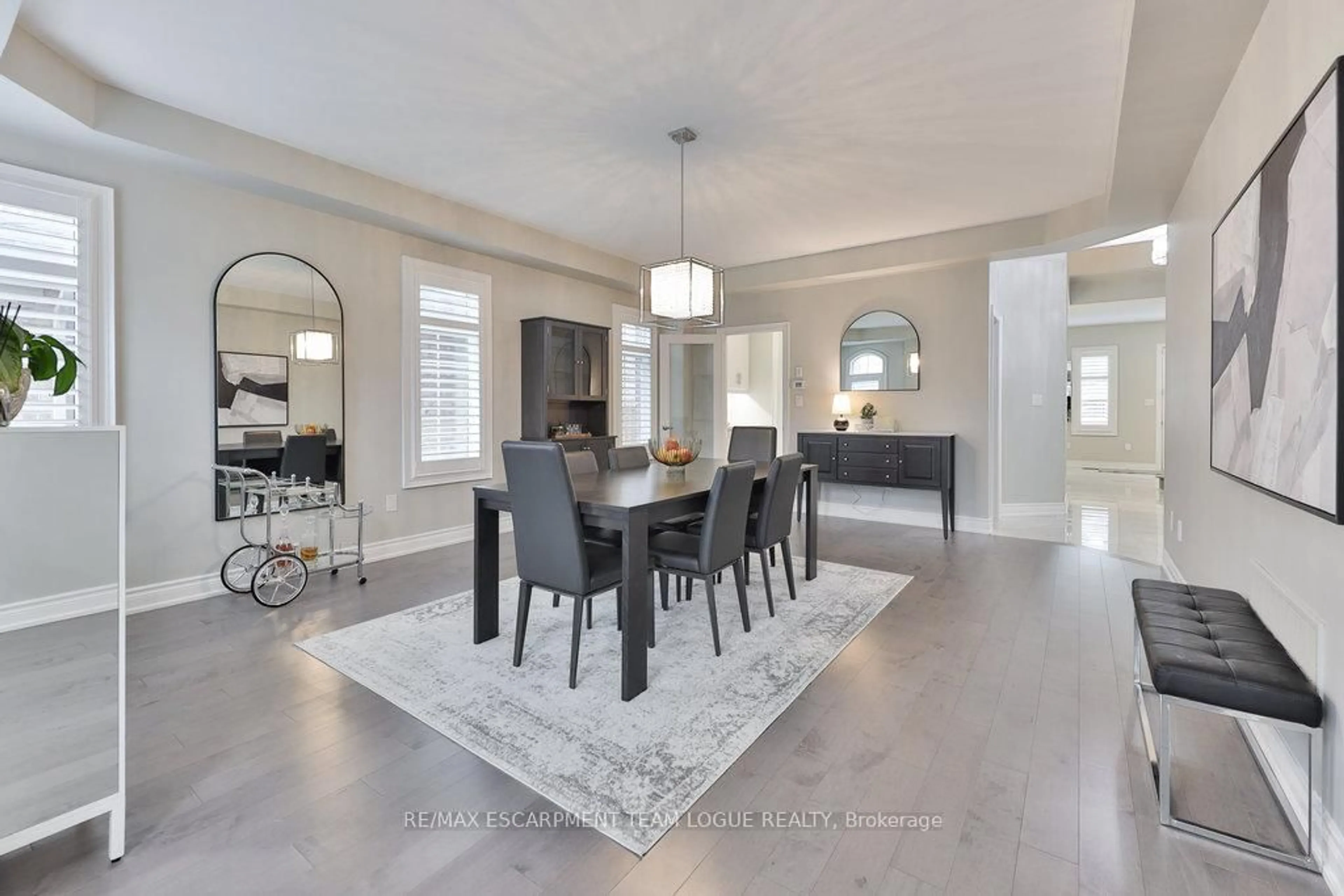 Dining room, unknown for 11 MILL STONE Terr, Hamilton Ontario L8B 1W8