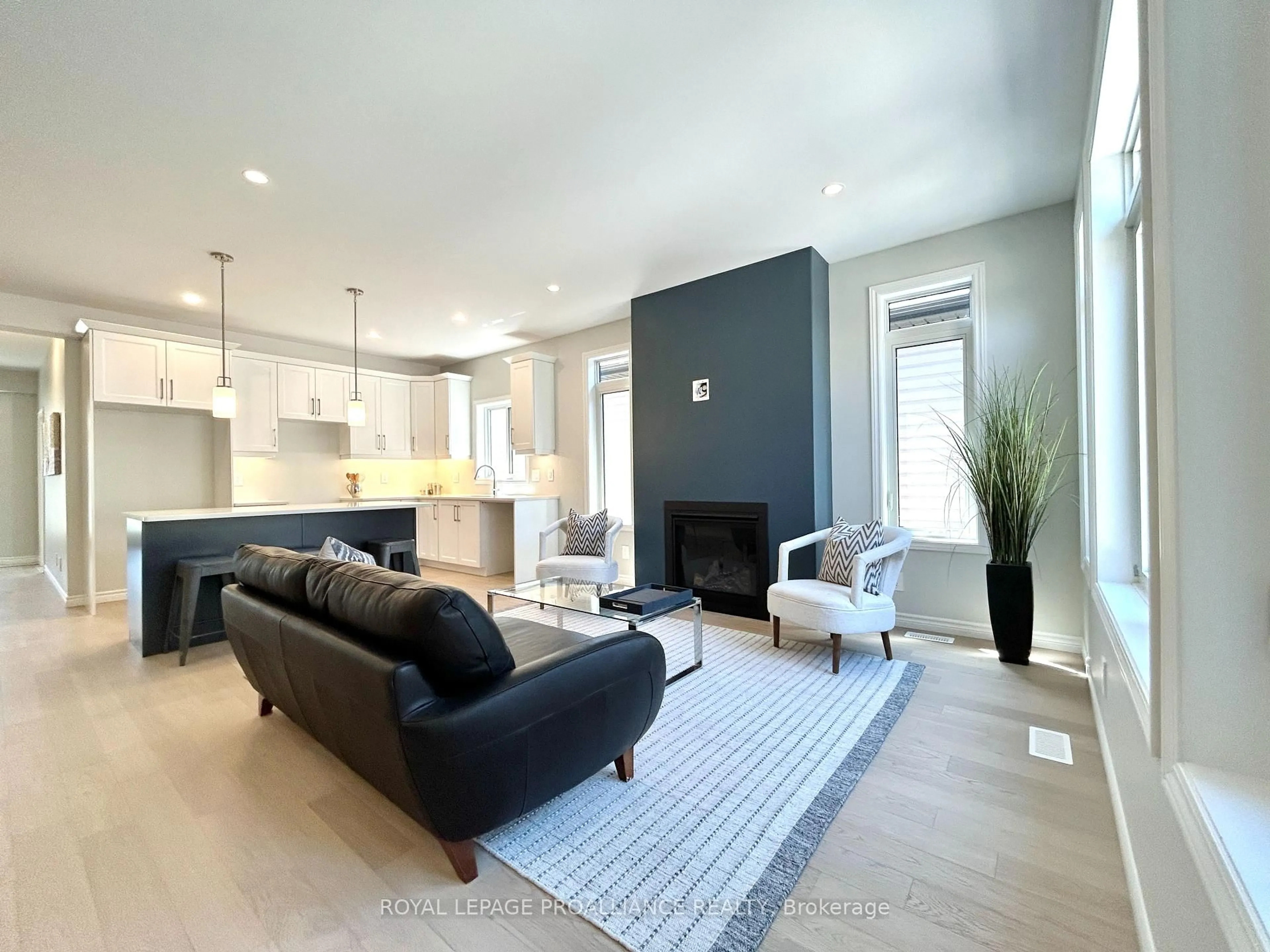 Living room with furniture, unknown for 79 Athabaska Dr, Belleville Ontario K8N 0T1
