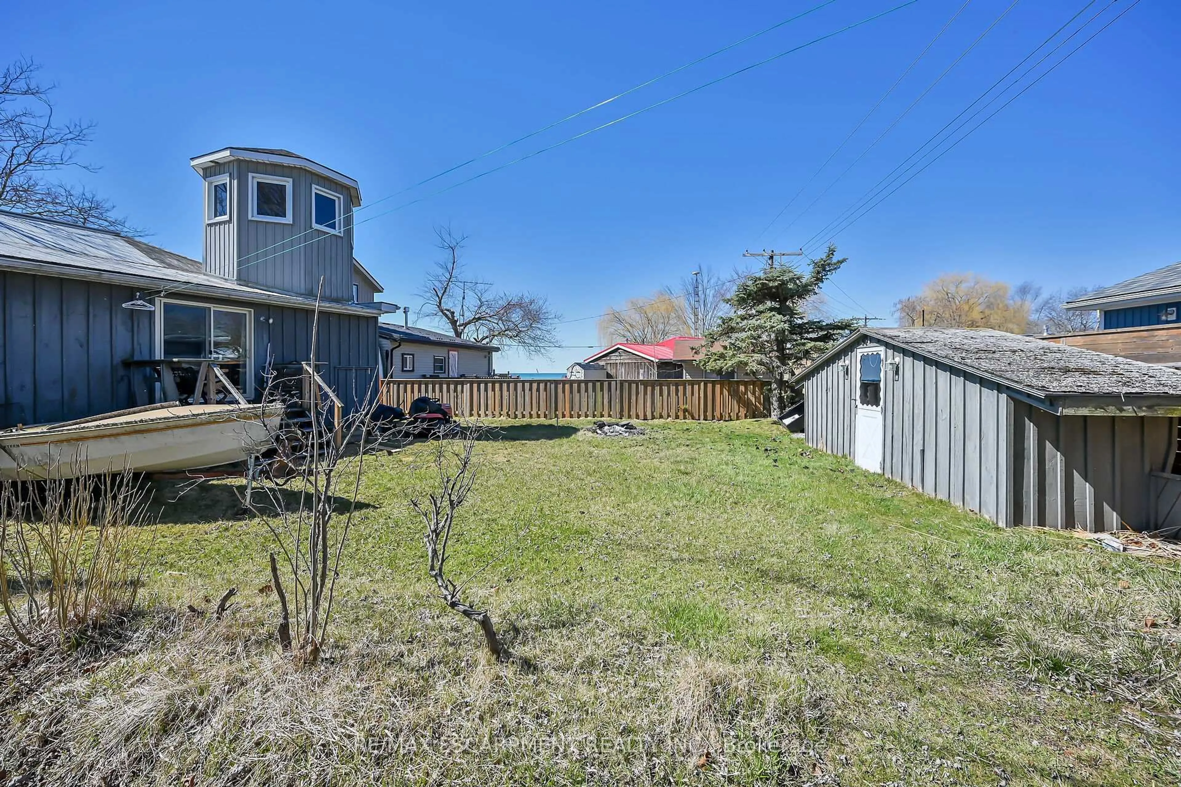 Shed for 271 BLUE WATER Pkwy, Haldimand Ontario N0A 1P0
