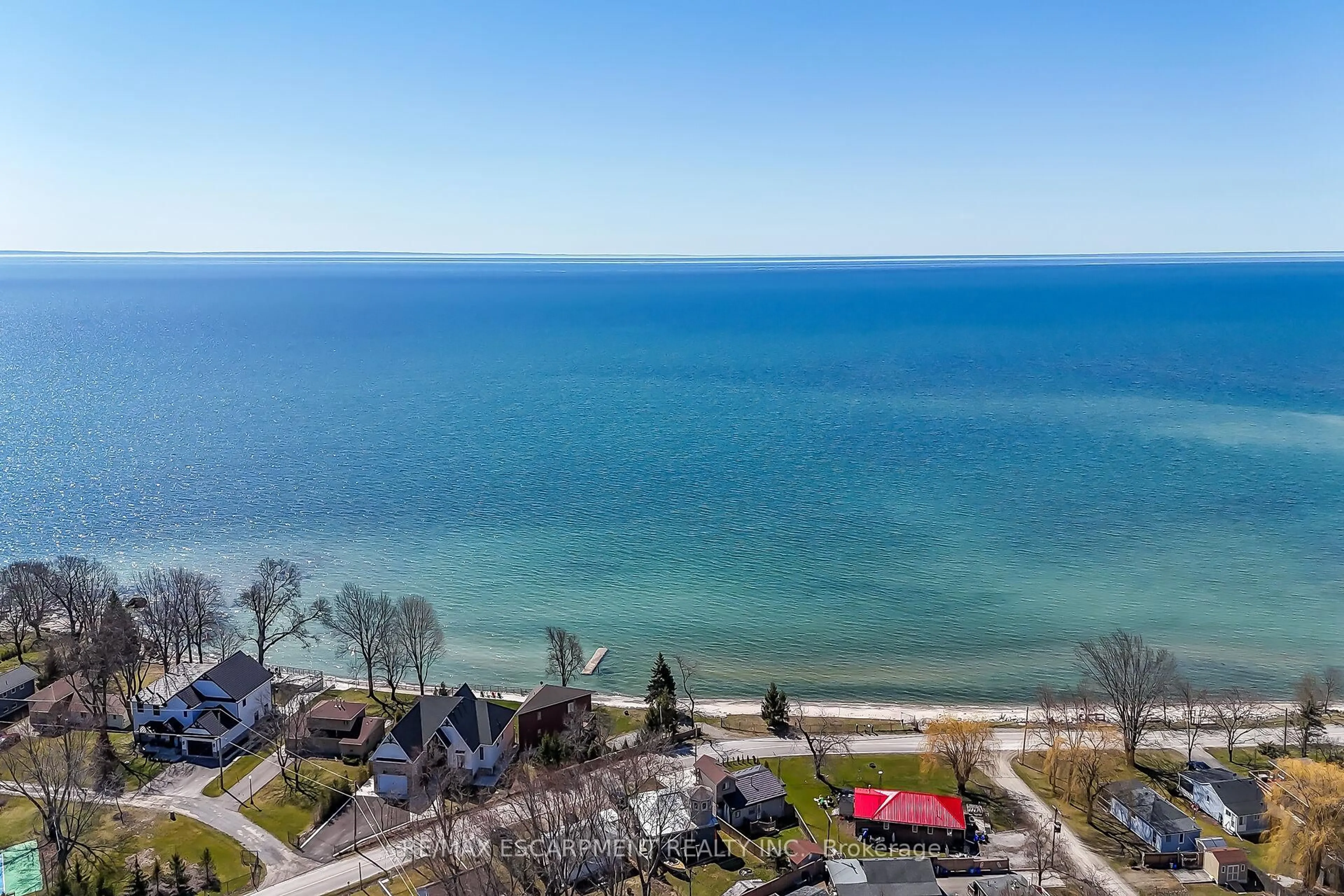 A pic from outside/outdoor area/front of a property/back of a property/a pic from drone, water/lake/river/ocean view for 271 BLUE WATER Pkwy, Haldimand Ontario N0A 1P0