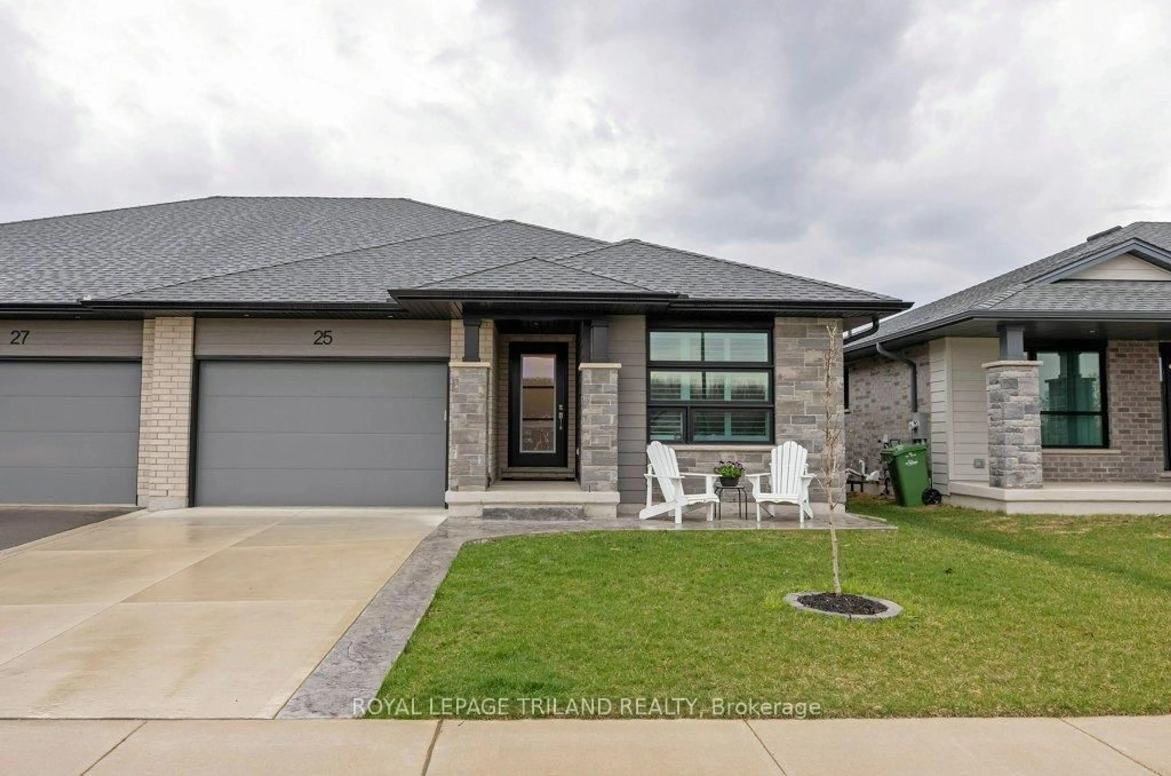 Home with brick exterior material, street for 25 FEATHERS Crossing, St. Thomas Ontario N5R 0M4
