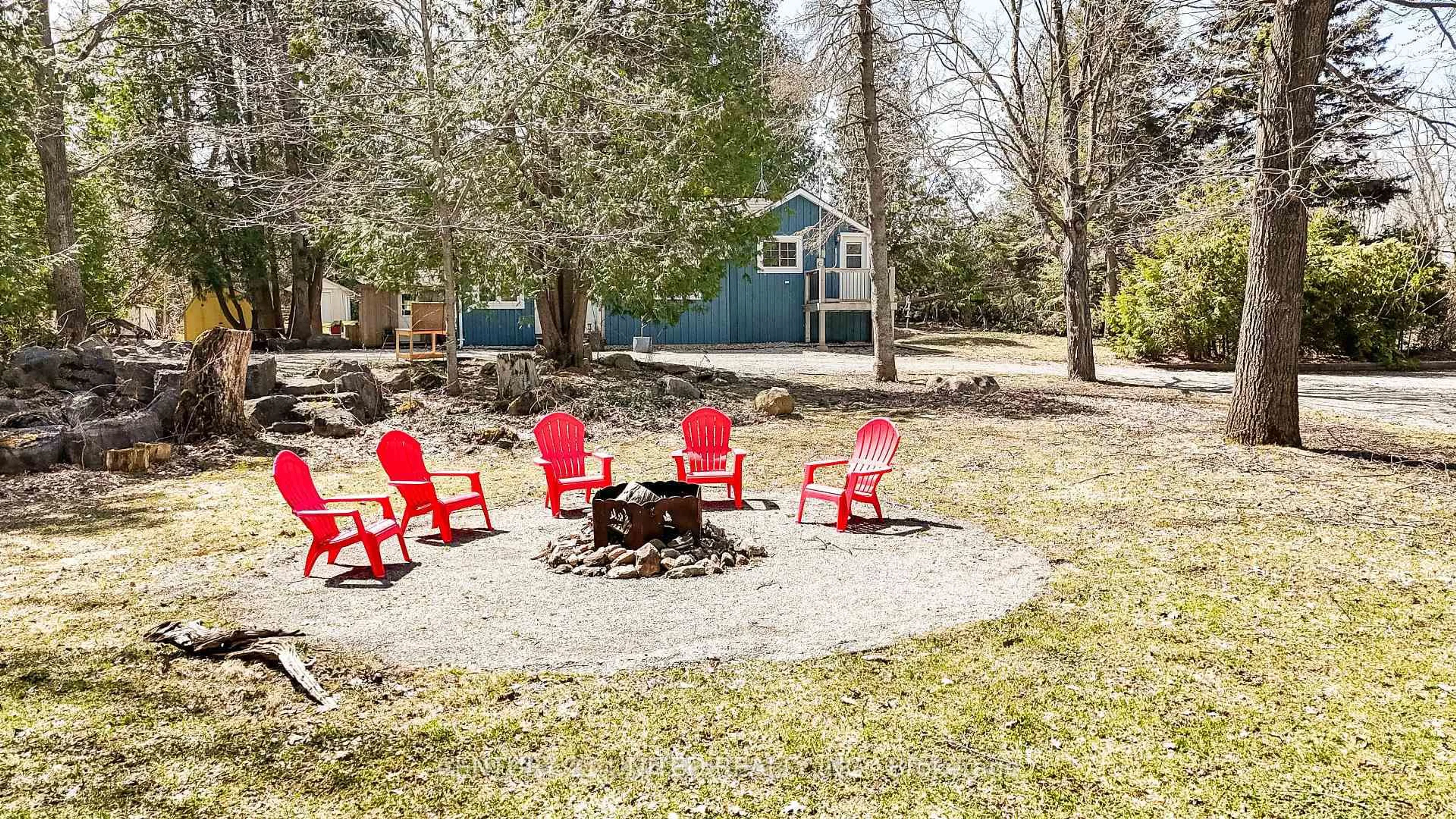 Patio, street for 2619 Buckhorn Rd, Smith-Ennismore-Lakefield Ontario K0L 2H0