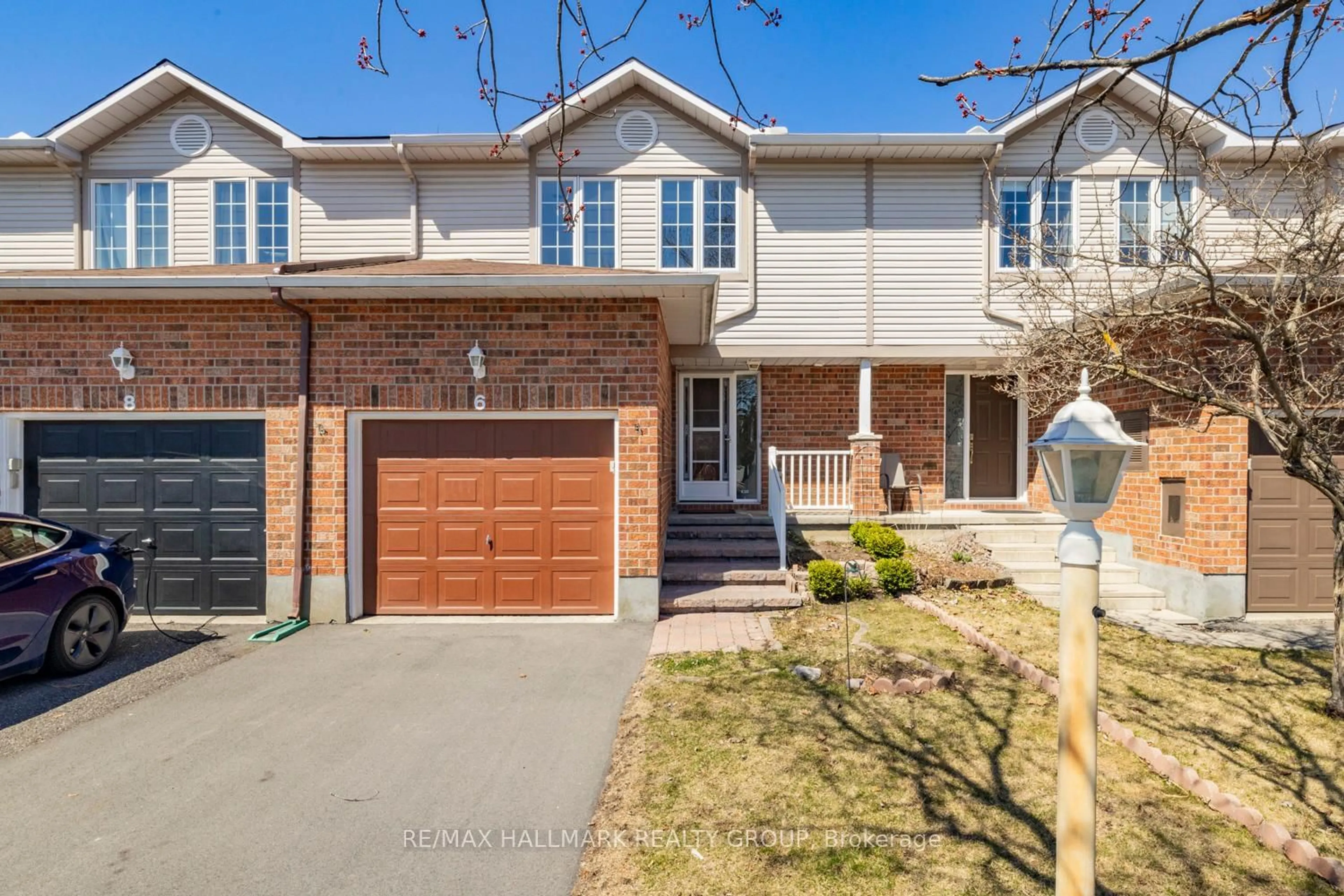 Home with brick exterior material, street for 6 Whalings Circ, Stittsville Ontario K2S 1S4