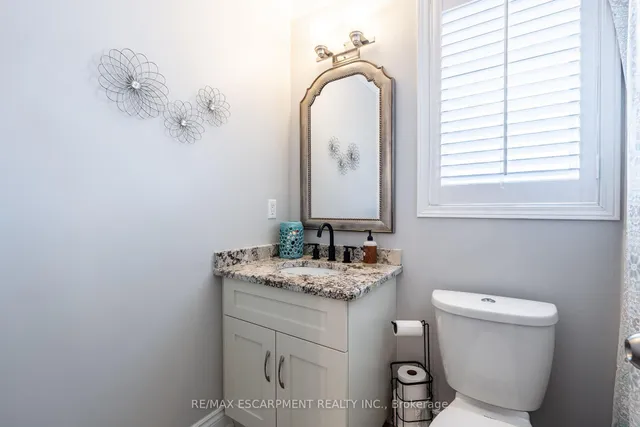 Additional property image - 221 Homebrook Dr