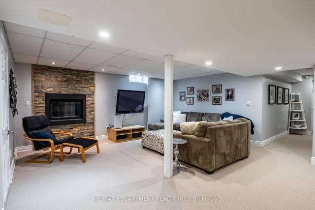 Additional property image - 221 Homebrook Dr
