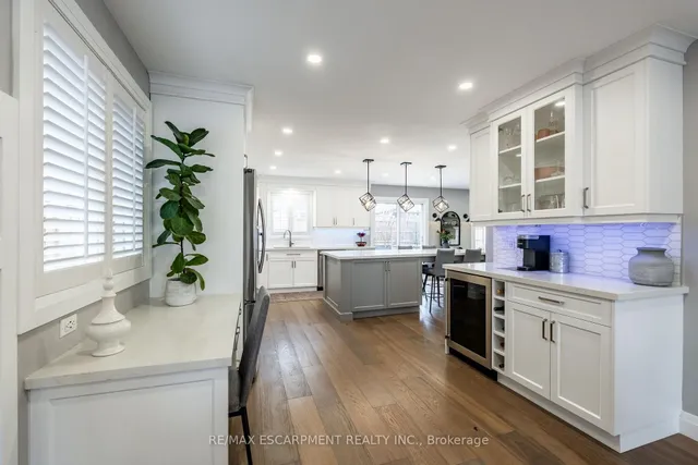 Additional property image - 221 Homebrook Dr
