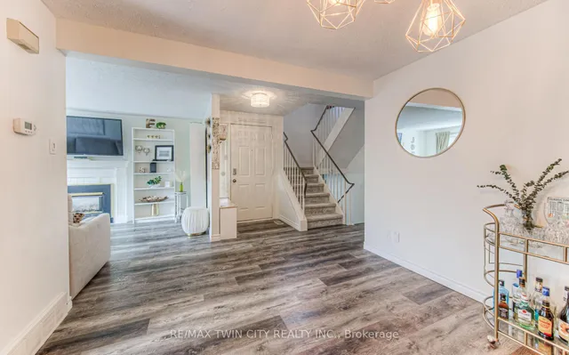 Additional property image - 224 Kingswood Dr Unit 5